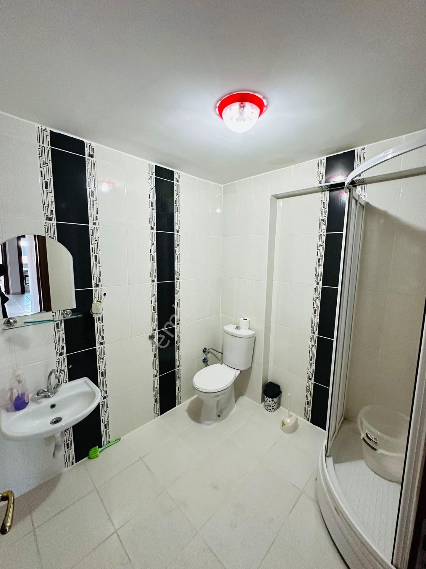 Ekin Mahallesin'de Asansörlü 3+1 Katta Satılık Daire !!! - Görsel 21