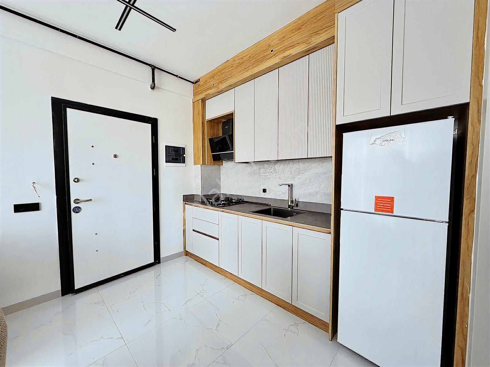 Kınıklı'da Park Cepheli Sıfır Eşyalı Balkonlu Apart - Görsel 14