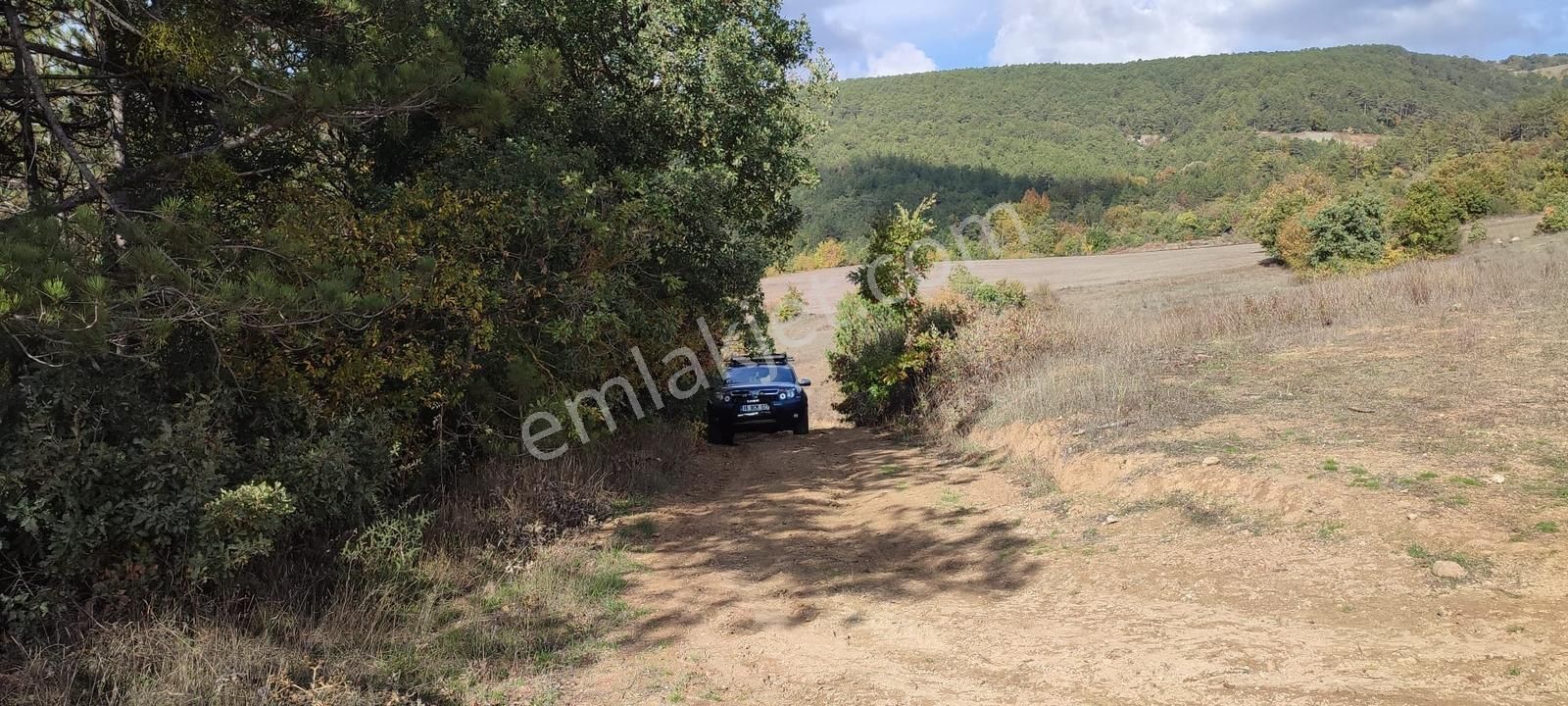 Bursa / Orhaneli Süleyman Bey Köyünde 8.500 M² Arazi - Görsel 2