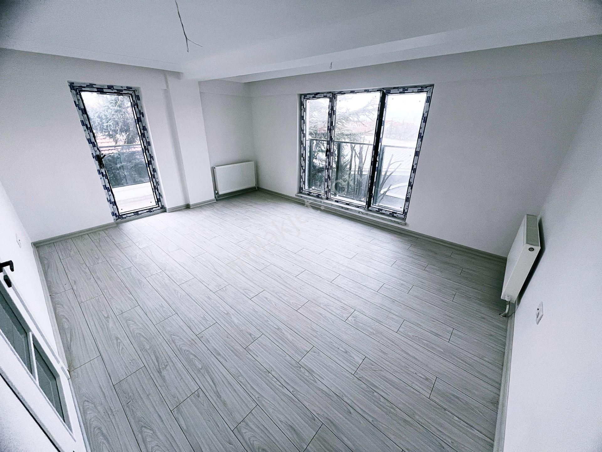 Yunus Emre Mahallesi Kordonboyu Ve Çatalkaya Cad Üstü 4+1 Dublx - Görsel 11