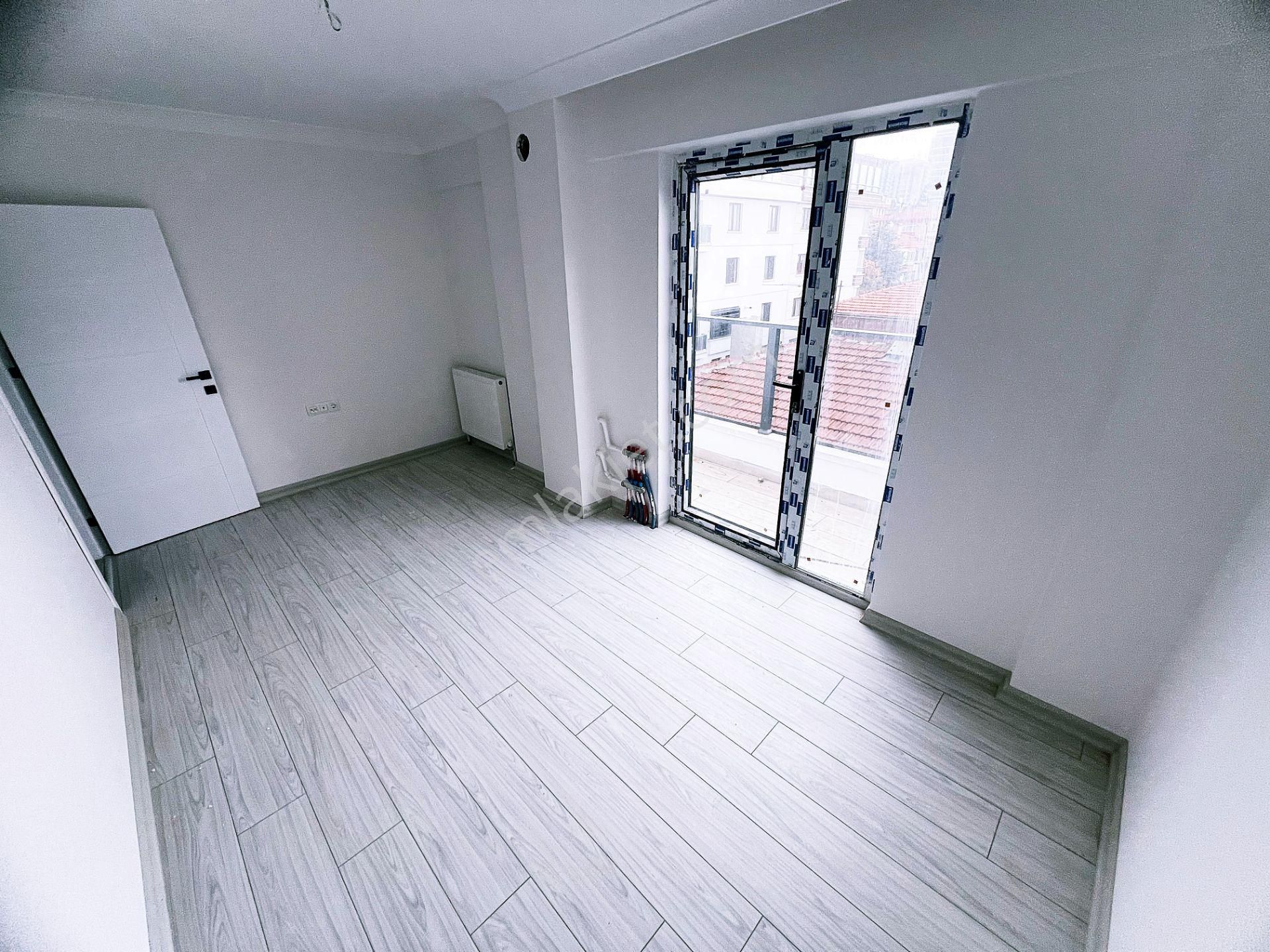 Yunus Emre Mahallesi Kordonboyu Ve Çatalkaya Cad Üstü 4+1 Dublx - Görsel 24