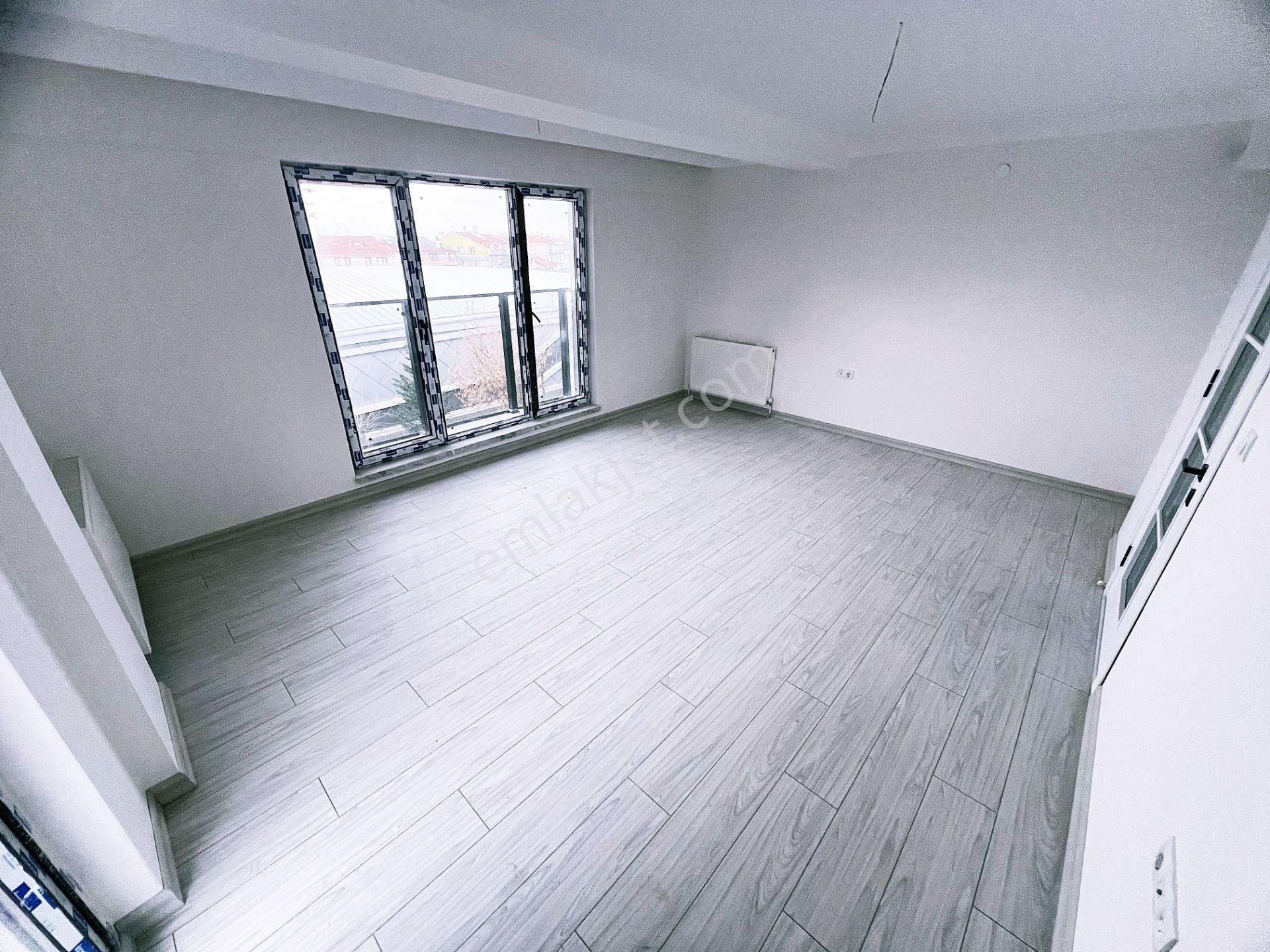 Yunus Emre Mahallesi Kordonboyu Ve Çatalkaya Cad Üstü 4+1 Dublx - Görsel 10