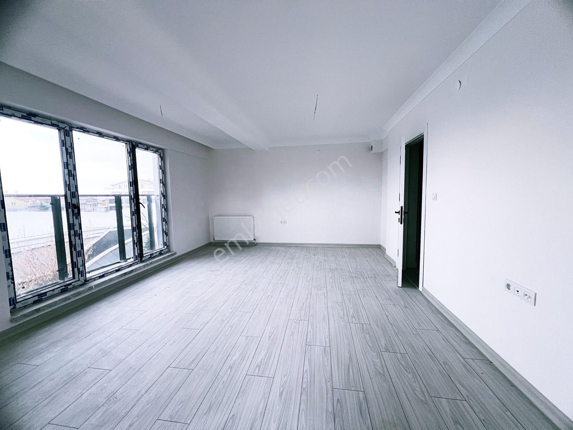 Yunus Emre Mahallesi Kordonboyu Ve Çatalkaya Cad Üstü 4+1 Dublx - Görsel 8