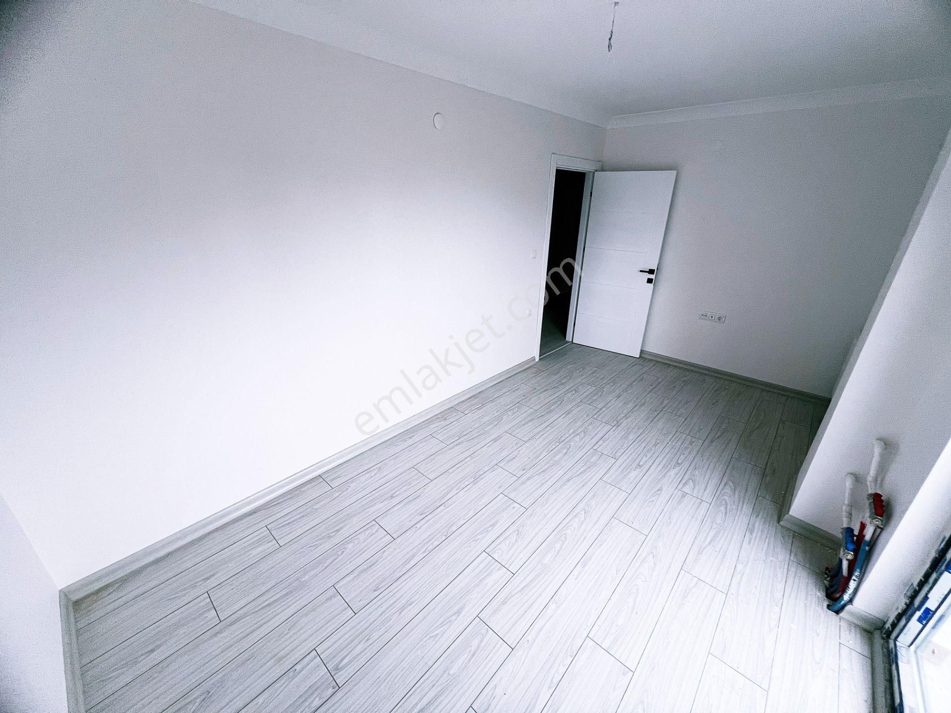 Yunus Emre Mahallesi Kordonboyu Ve Çatalkaya Cad Üstü 4+1 Dublx - Görsel 25