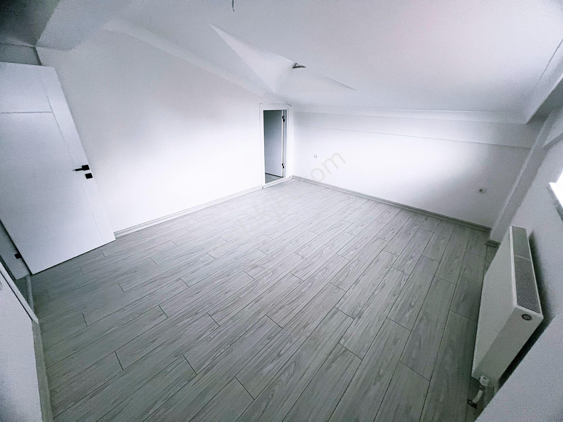 Yunus Emre Mahallesi Kordonboyu Ve Çatalkaya Cad Üstü 4+1 Dublx - Görsel 31