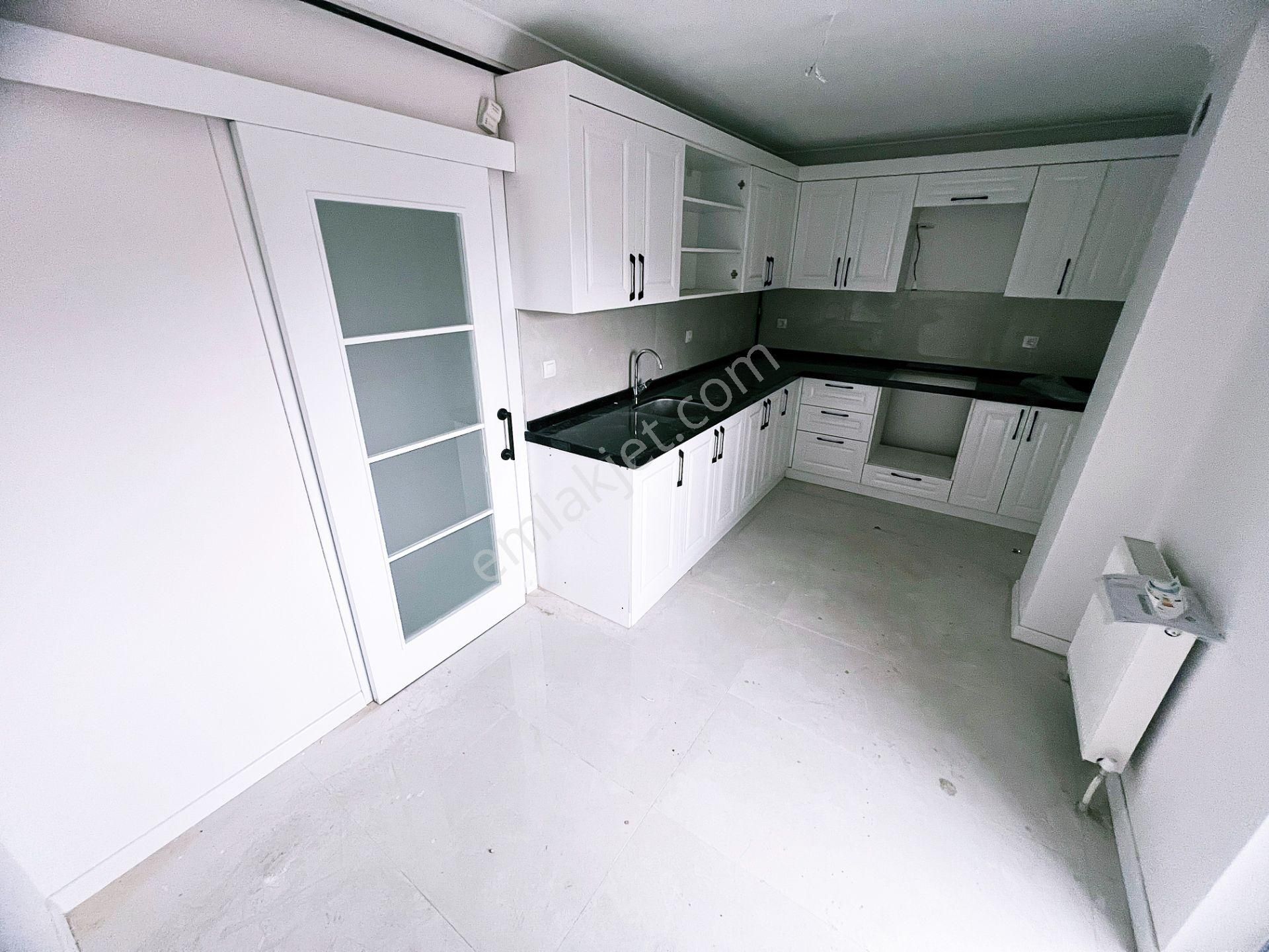 Yunus Emre Mahallesi Kordonboyu Ve Çatalkaya Cad Üstü 4+1 Dublx - Görsel 4