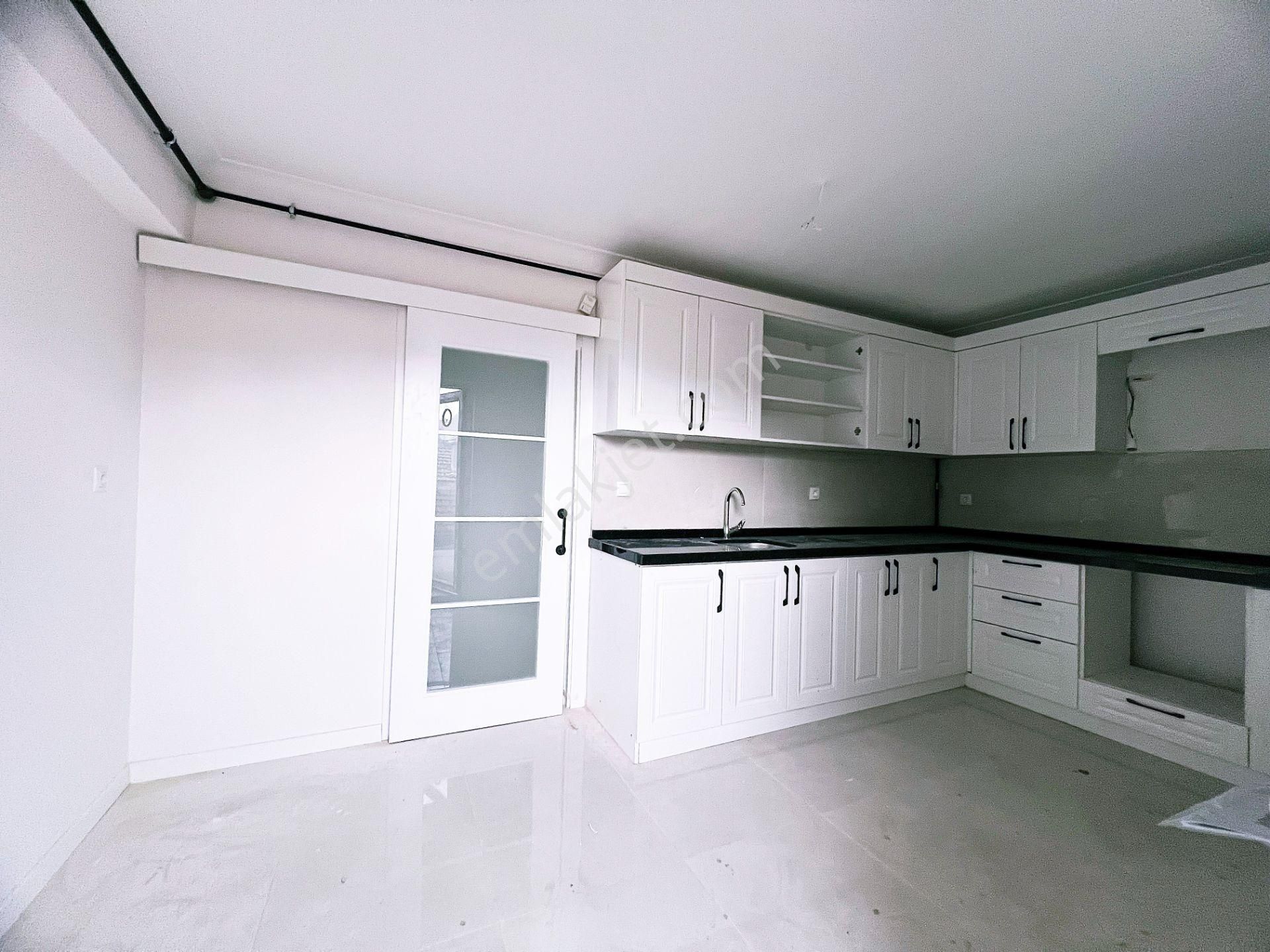 Yunus Emre Mahallesi Kordonboyu Ve Çatalkaya Cad Üstü 4+1 Dublx - Görsel 6