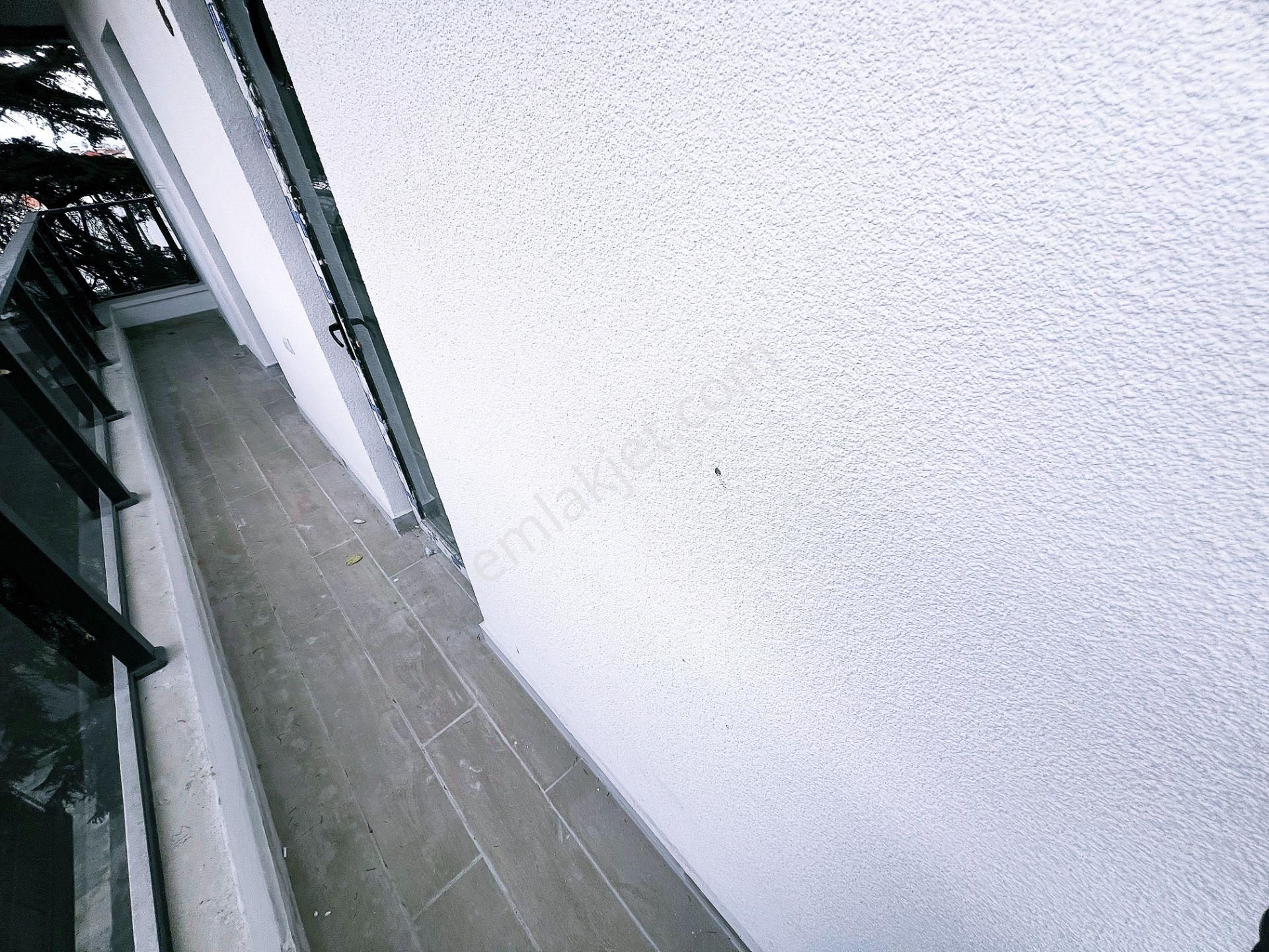 Yunus Emre Mahallesi Kordonboyu Ve Çatalkaya Cad Üstü 4+1 Dublx - Görsel 7