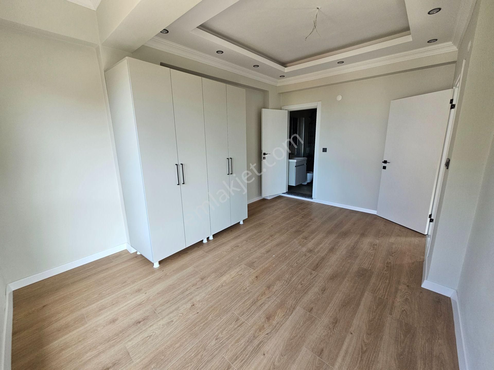 4+1 Denize 2. Sırada , Müstakil Havuzlu , Ebeveyn Banyolu Lüks Villa - Görsel 25