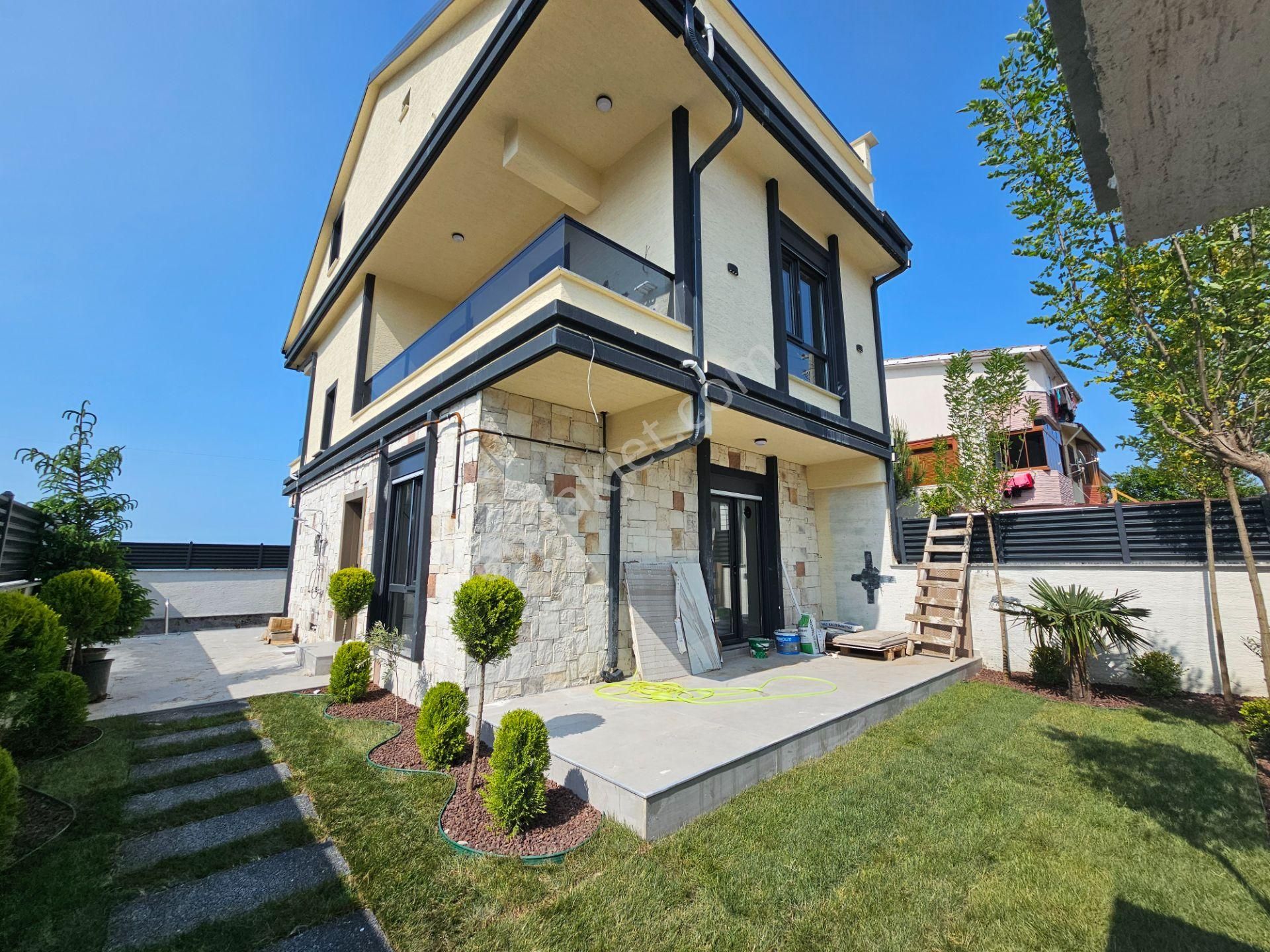 4+1 Denize 2. Sırada , Müstakil Havuzlu , Ebeveyn Banyolu Lüks Villa - Görsel 7