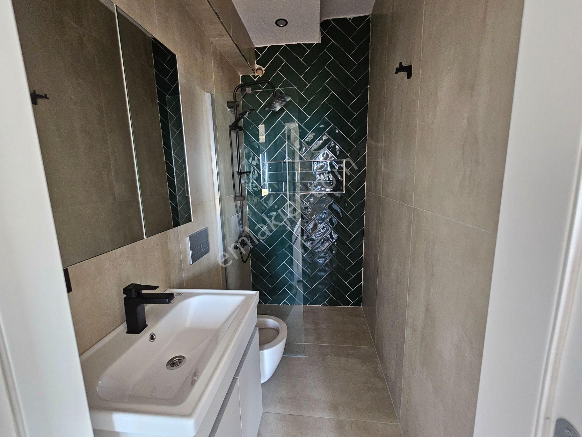 4+1 Denize 2. Sırada , Müstakil Havuzlu , Ebeveyn Banyolu Lüks Villa - Görsel 28