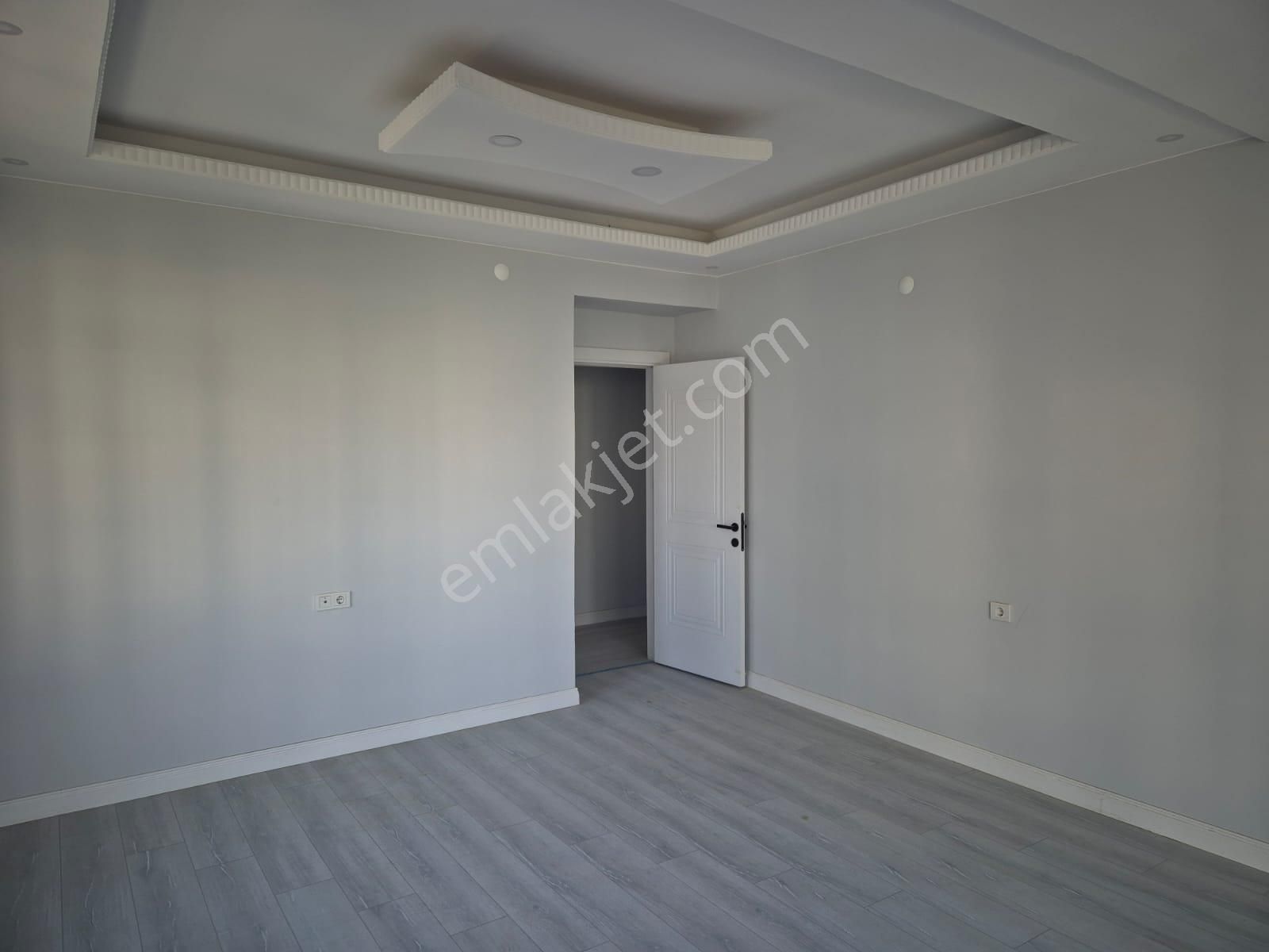 Rumeli Mahallesi 2 Bloklu Site İçi Ara Kat Satılık 2+1 Daire - Görsel 14