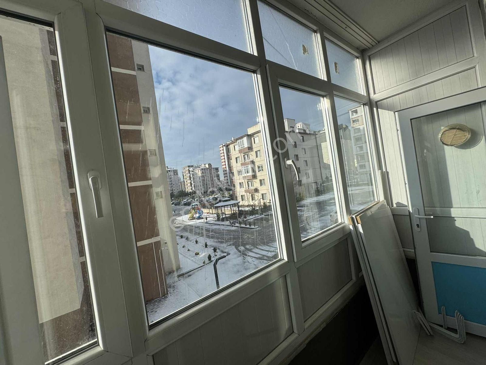 Düşük Katlı Kombili Geniş 3+1 Daire - Görsel 23