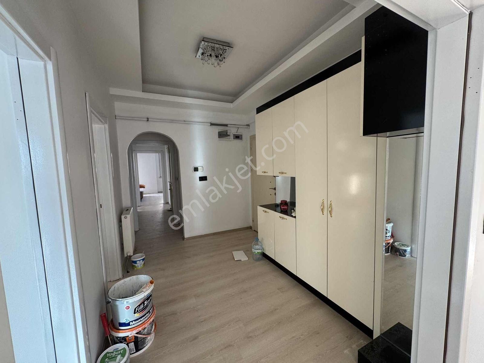 Düşük Katlı Kombili Geniş 3+1 Daire - Görsel 15