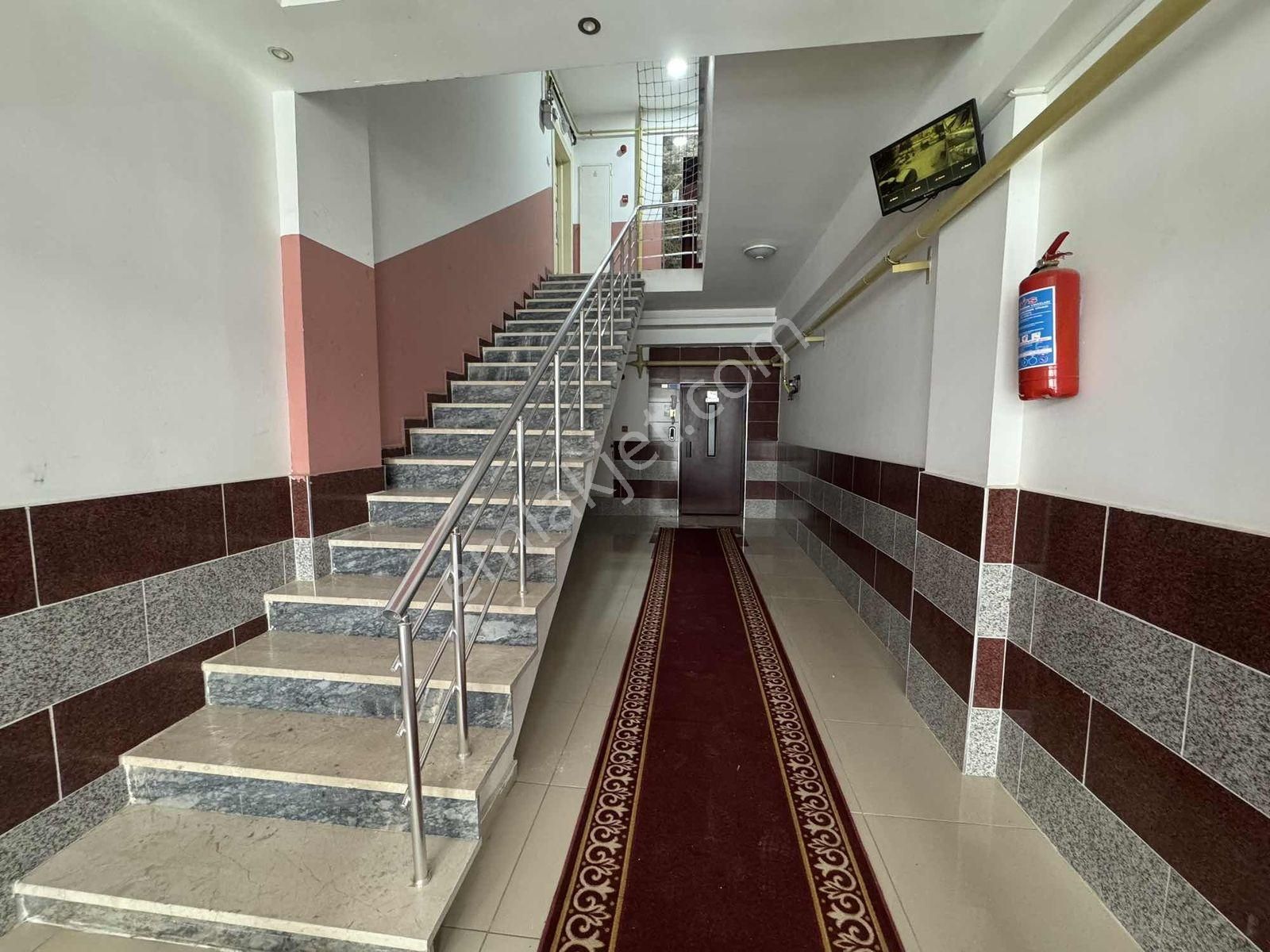 Düşük Katlı Kombili Geniş 3+1 Daire - Görsel 5