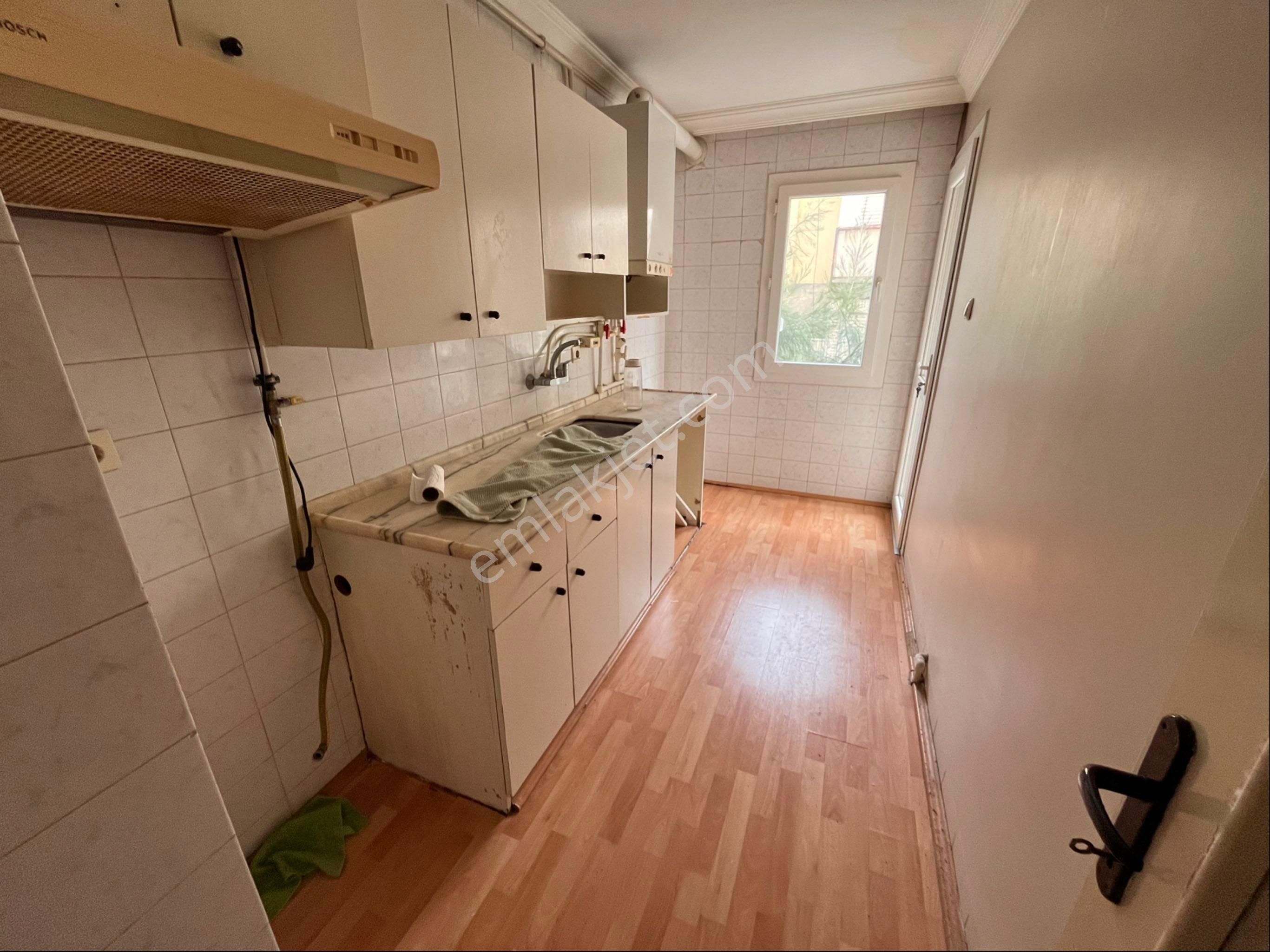 Üçyol Meydan Metro Yakınında 2+1 90m2 Arakat Temiz Bakımlı Daire - Görsel 11