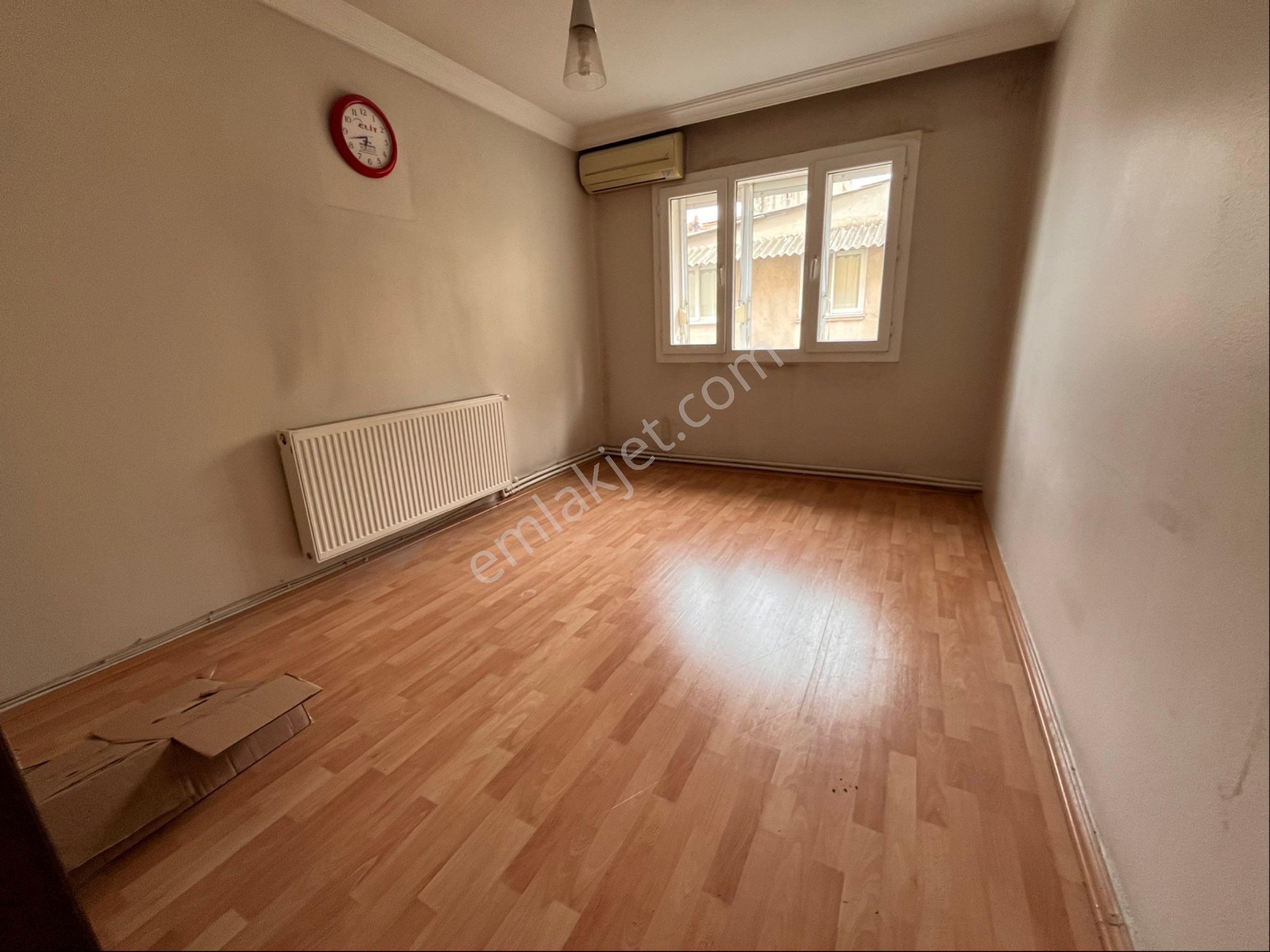 Üçyol Meydan Metro Yakınında 2+1 90m2 Arakat Temiz Bakımlı Daire - Görsel 7