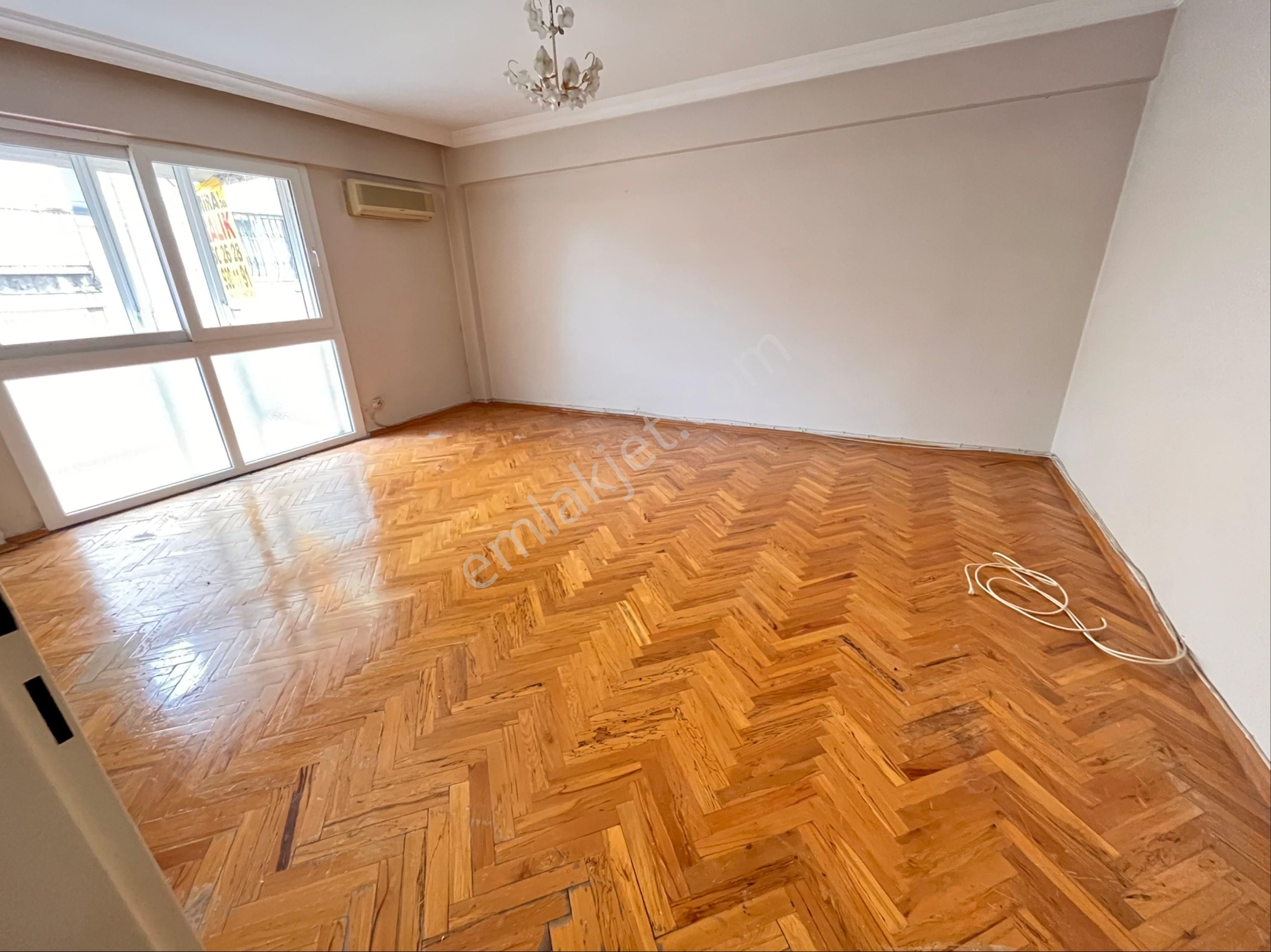 Üçyol Meydan Metro Yakınında 2+1 90m2 Arakat Temiz Bakımlı Daire - Görsel 4