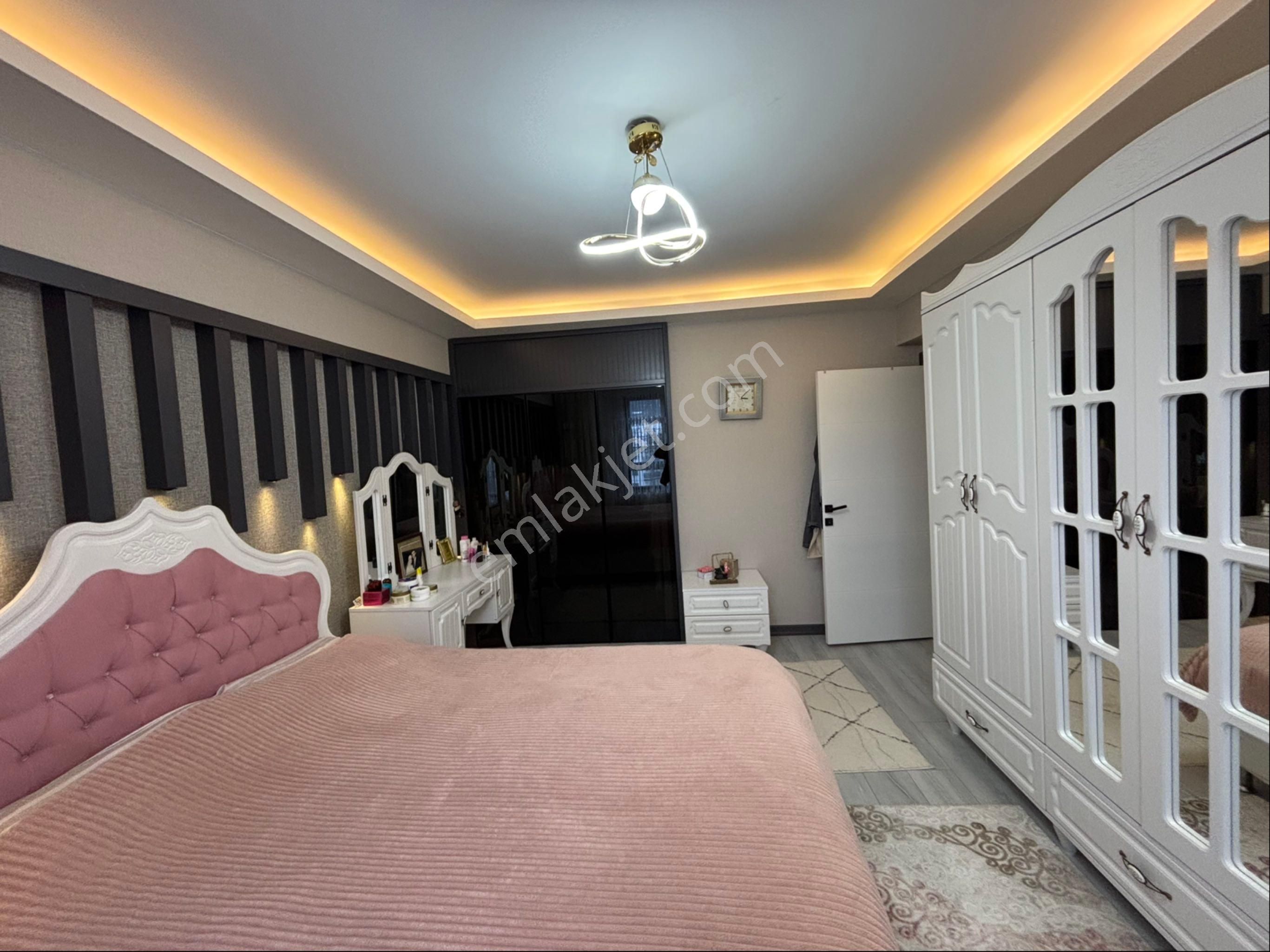 Öz Eda Emlak Tan Satılık 4+1 Daire Bağlum Karakaya Da - Görsel 10