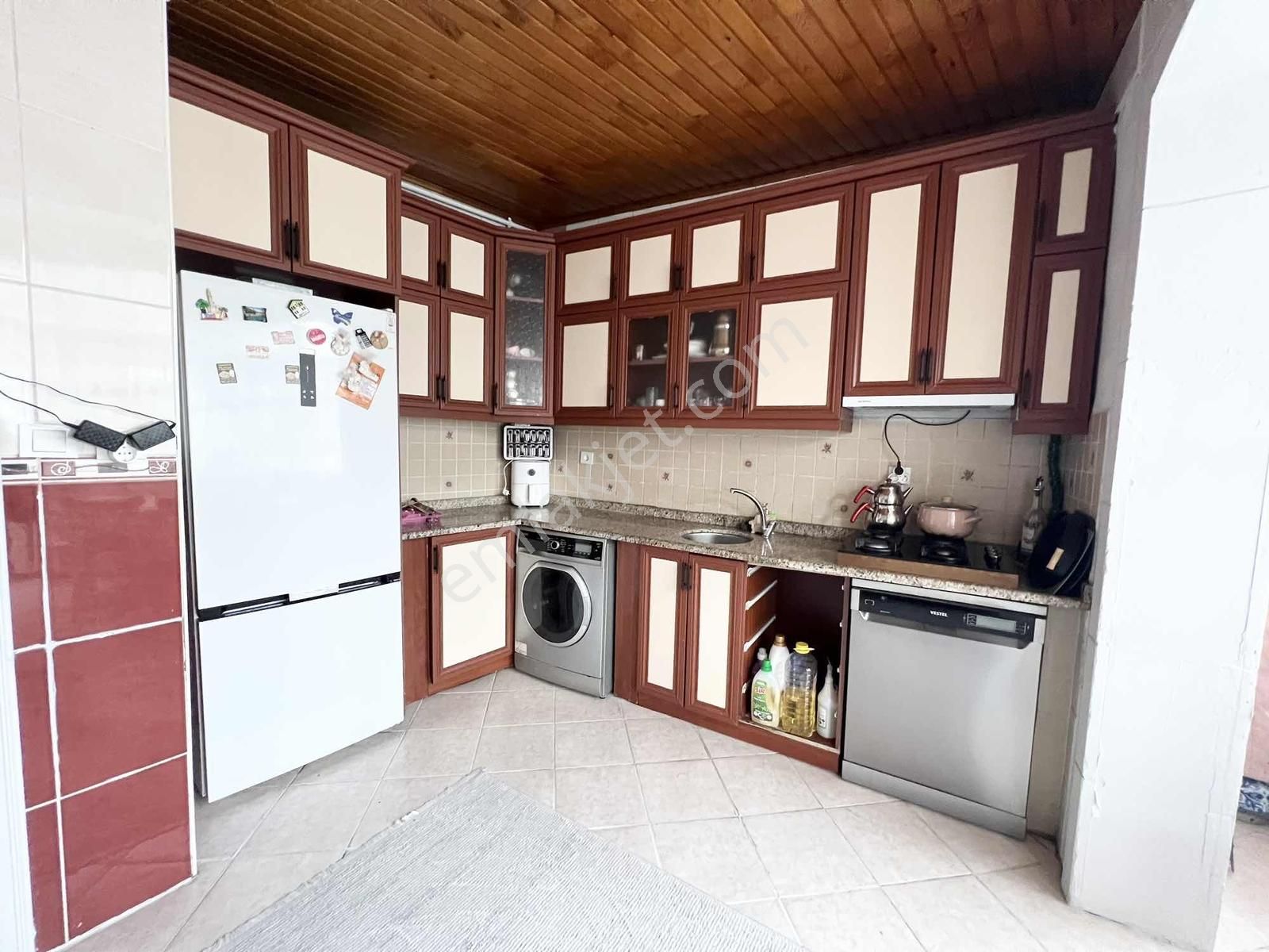 Hamidiye Merkezi Konumda Boş 2+1 Temiz Ferah Aydınlık Daire - Görsel 7