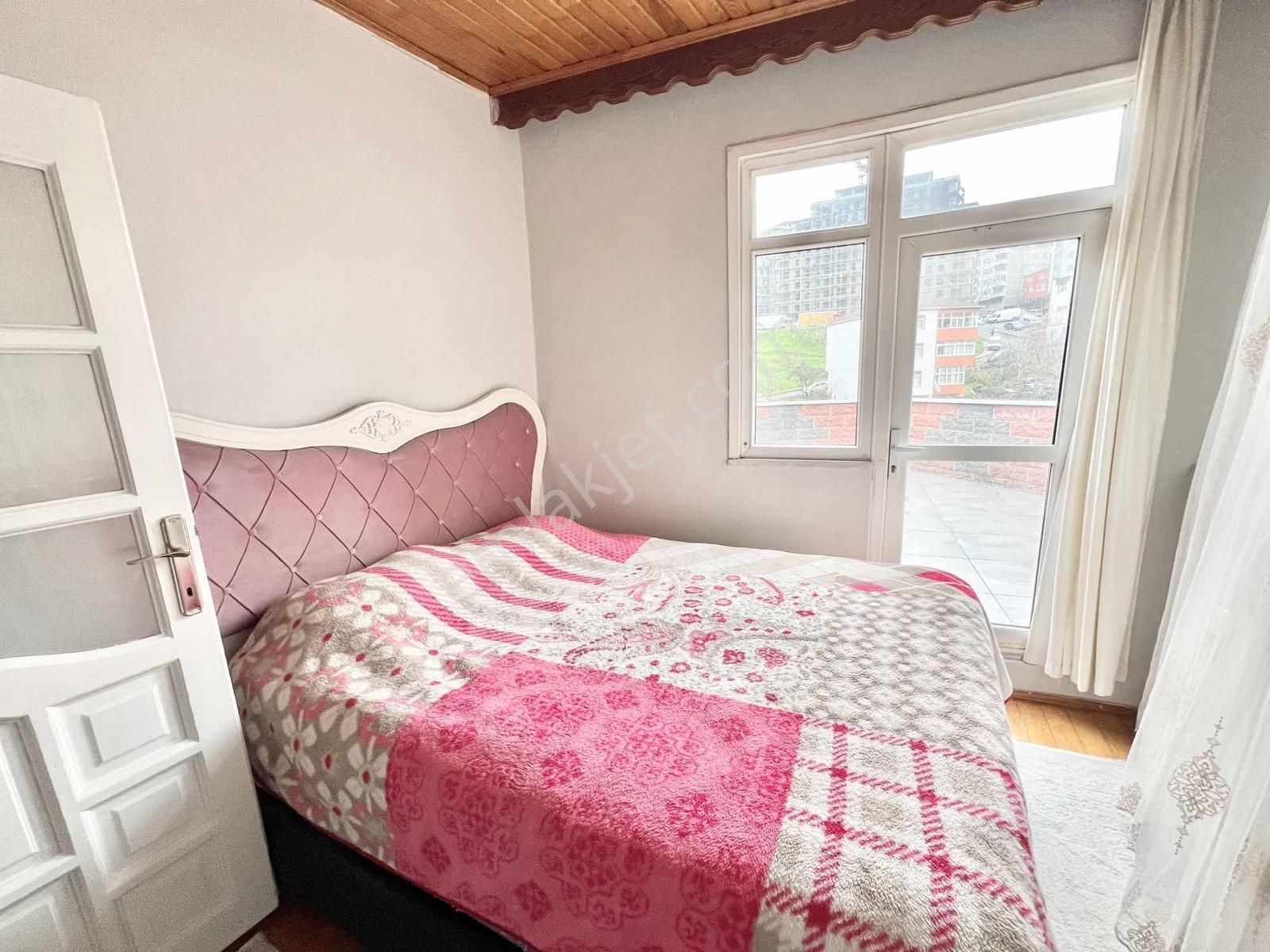 Hamidiye Merkezi Konumda Boş 2+1 Temiz Ferah Aydınlık Daire - Görsel 15