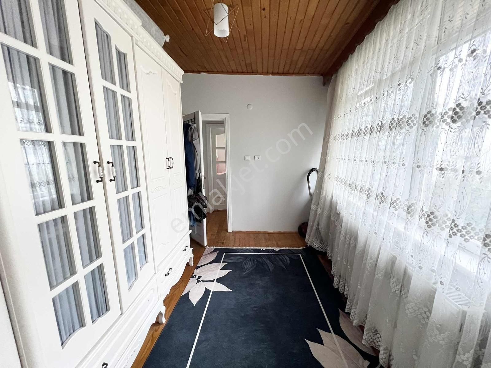 Hamidiye Merkezi Konumda Boş 2+1 Temiz Ferah Aydınlık Daire - Görsel 16