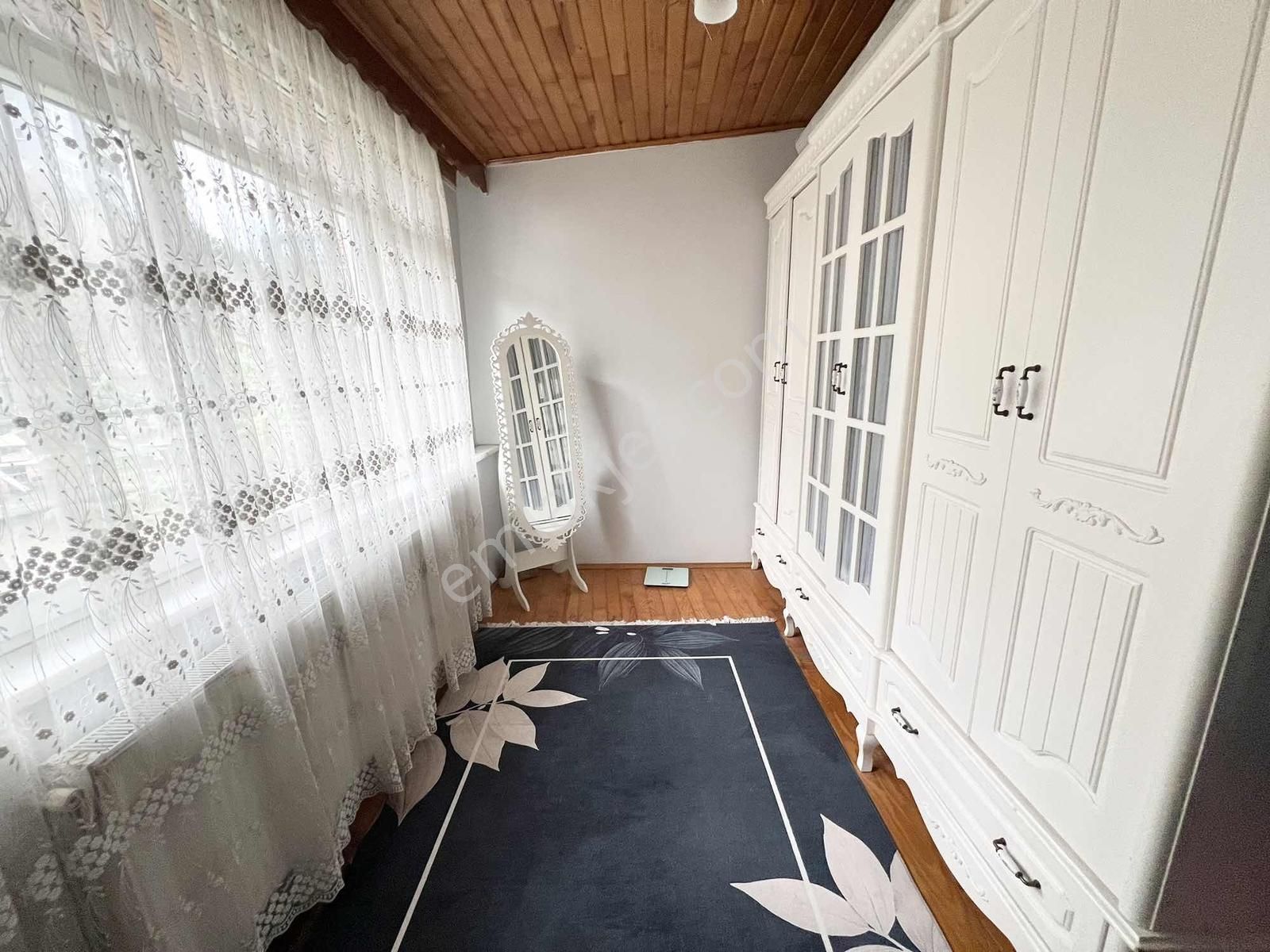 Hamidiye Merkezi Konumda Boş 2+1 Temiz Ferah Aydınlık Daire - Görsel 11