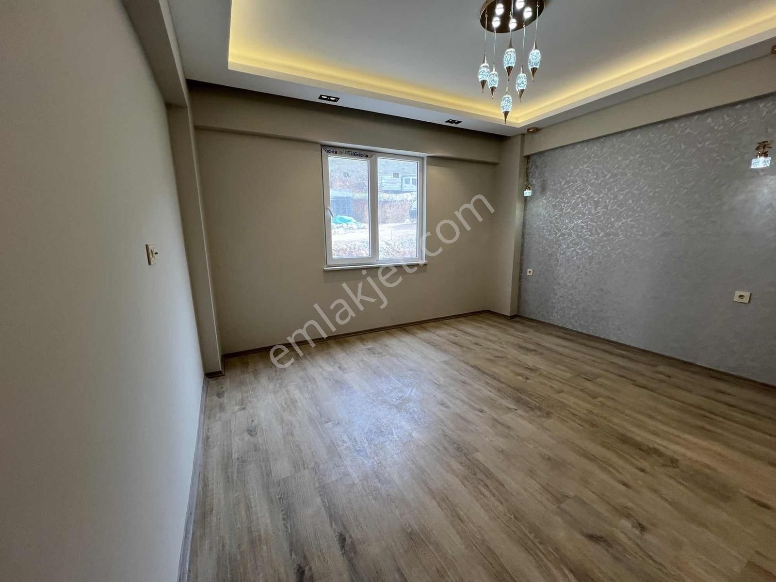 Muhteşem Park Ve Göl Manzaralı 3,5+1 Sıfır Yapı Satılık Daire - Görsel 9
