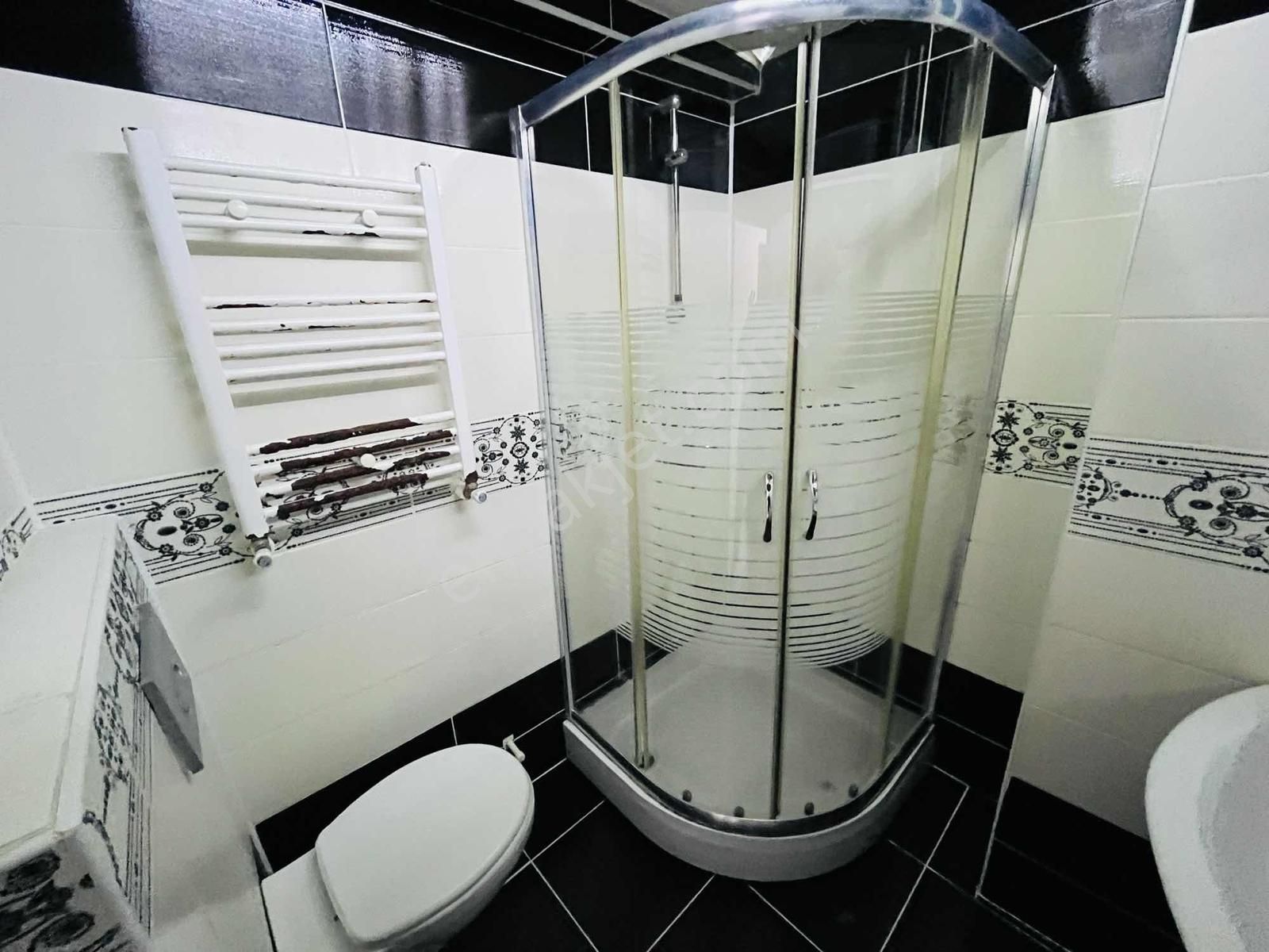 Çerkezköy İstasyon Mahallesi'nde Ara Kat 2 + 1 Kiralık Daire - Görsel 33