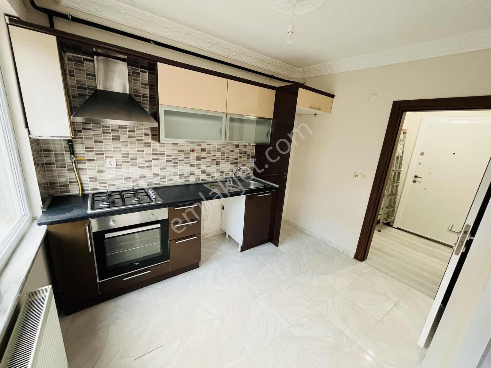 Çerkezköy İstasyon Mahallesi'nde Ara Kat 2 + 1 Kiralık Daire - Görsel 7