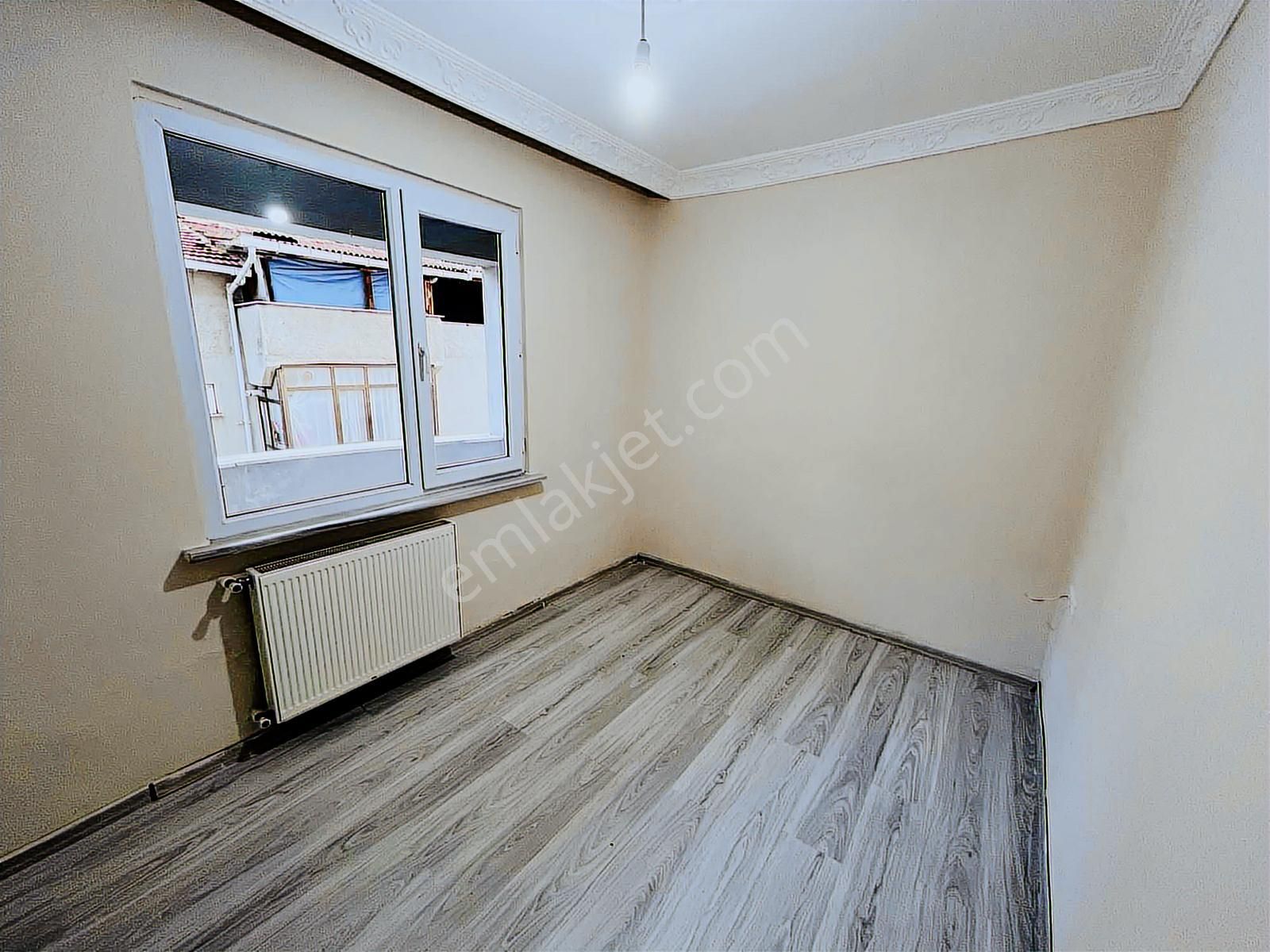 Çerkezköy İstasyon Mahallesi'nde Ara Kat 2 + 1 Kiralık Daire - Görsel 12