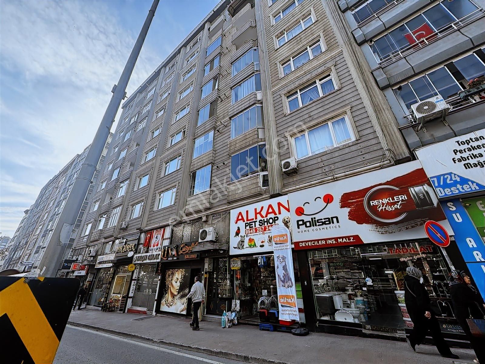 Büşra'dan İlkadım 100. Yıl Bulvarına Cephe 3+1 Daire!