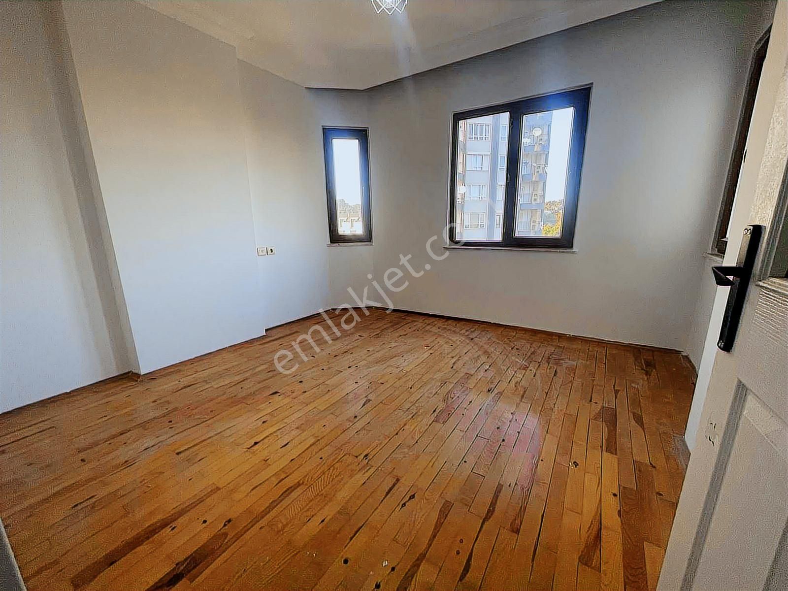 Güzeloba Deniz Manzaralı Ara Kat Geniş 3+1 Kiralık - Görsel 19