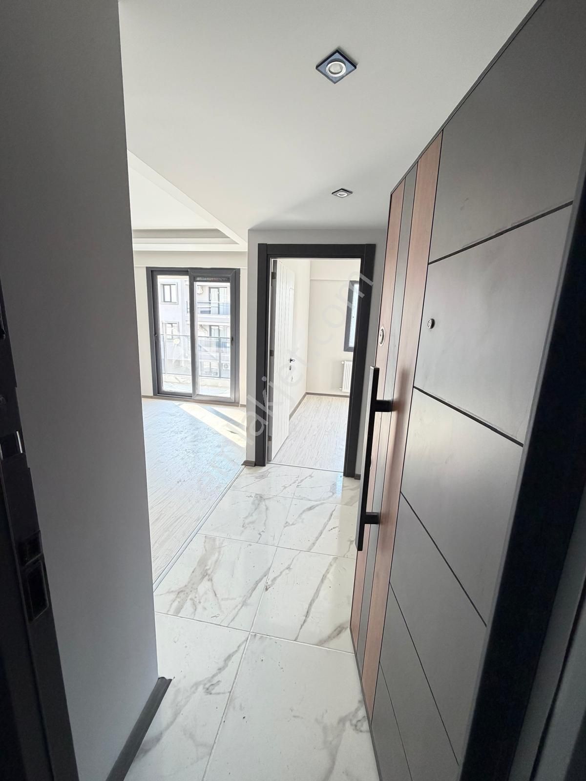 Site İçi Satılık 1+1 55m2 Balkonlu Sıfır Daireler - Görsel 6