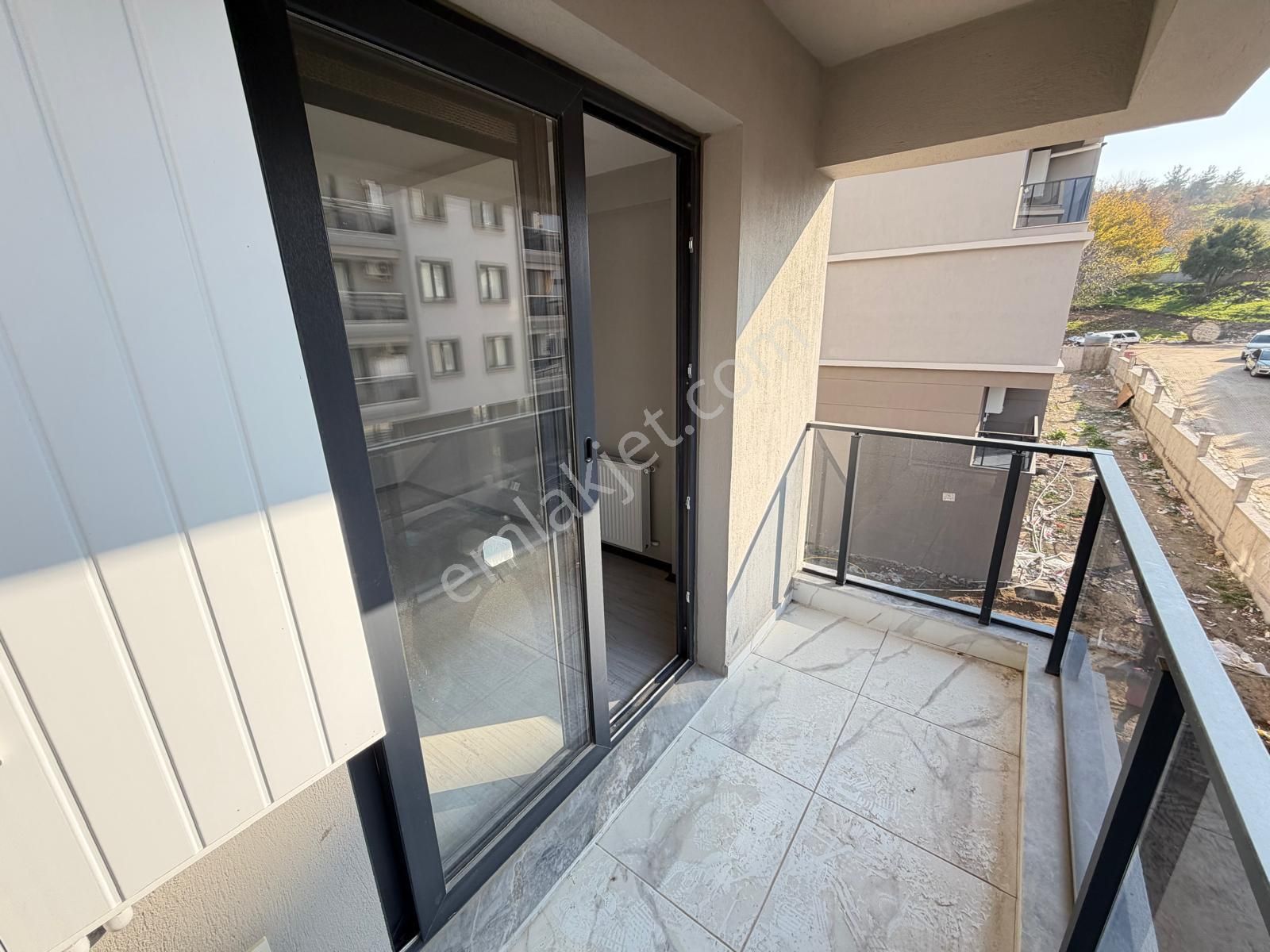 Site İçi Satılık 1+1 55m2 Balkonlu Sıfır Daireler - Görsel 16
