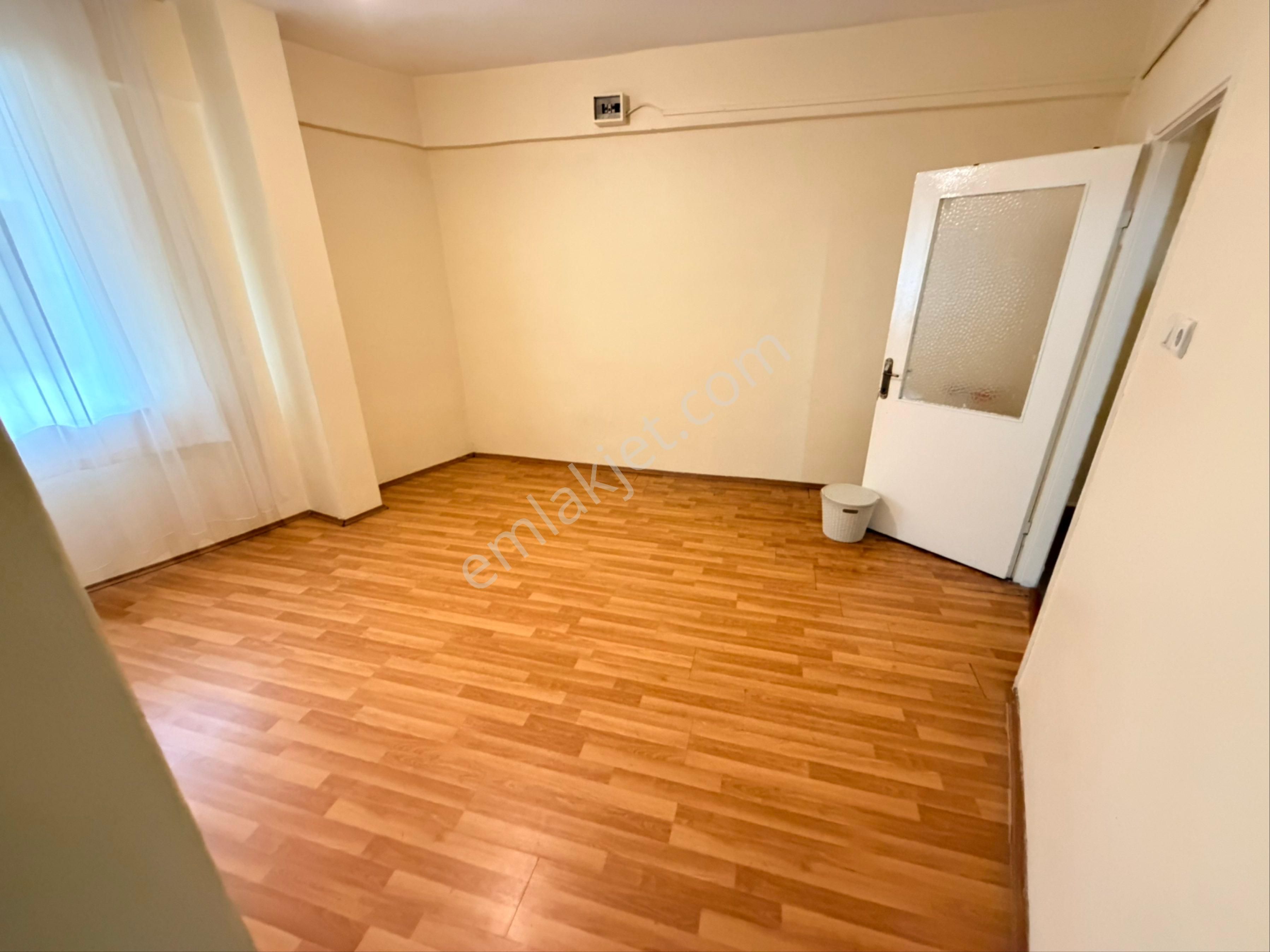 Bahçelievler Kocasinanda Kiralık Daire 1+1 Yüksek Giriş 17.000₺ - Görsel 3