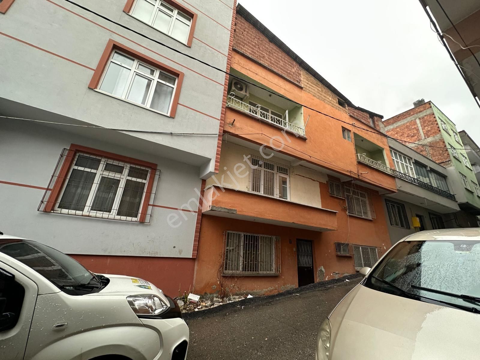 Evim-nur'dan Fevziçakmak Mh. 88m2 Arsa Üzerinde 3.katlı Mükemmel Konumda Komple Satılık Bina - Görsel 2