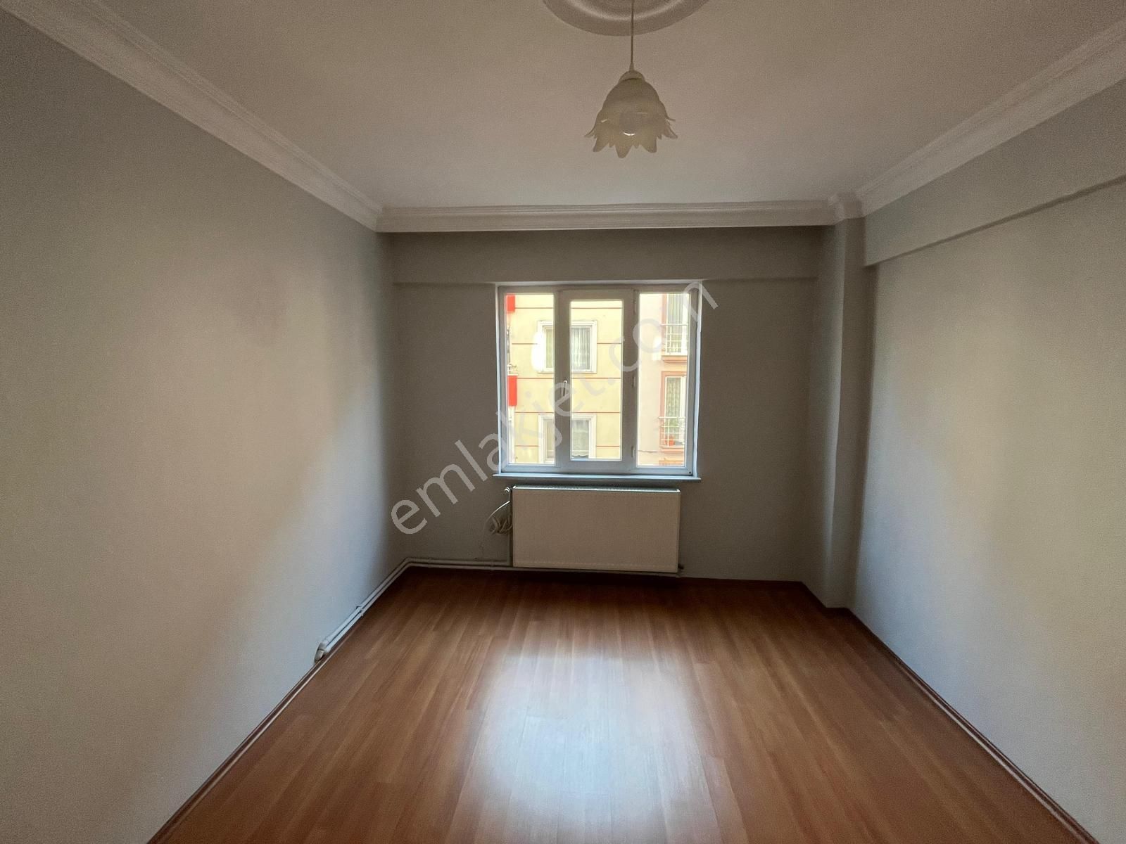 Tuğra'dan Reşadiye Mahallesin'de Arakat Masrafsız 3+1 Daire - Görsel 24