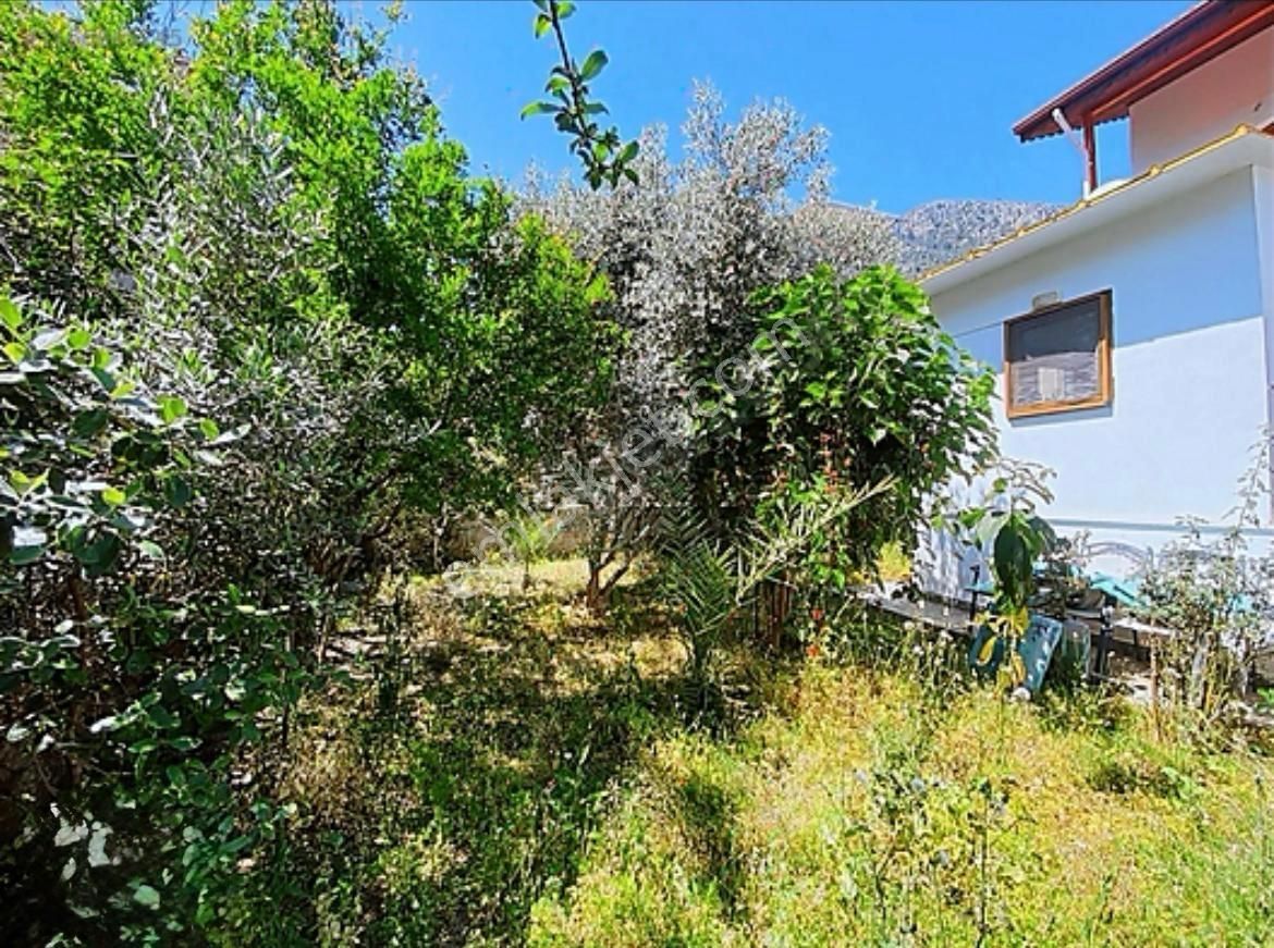 Marmaris Turunç'ta Merkezi Konumda Satılık Müstakil Tripleks Ev - Görsel 7