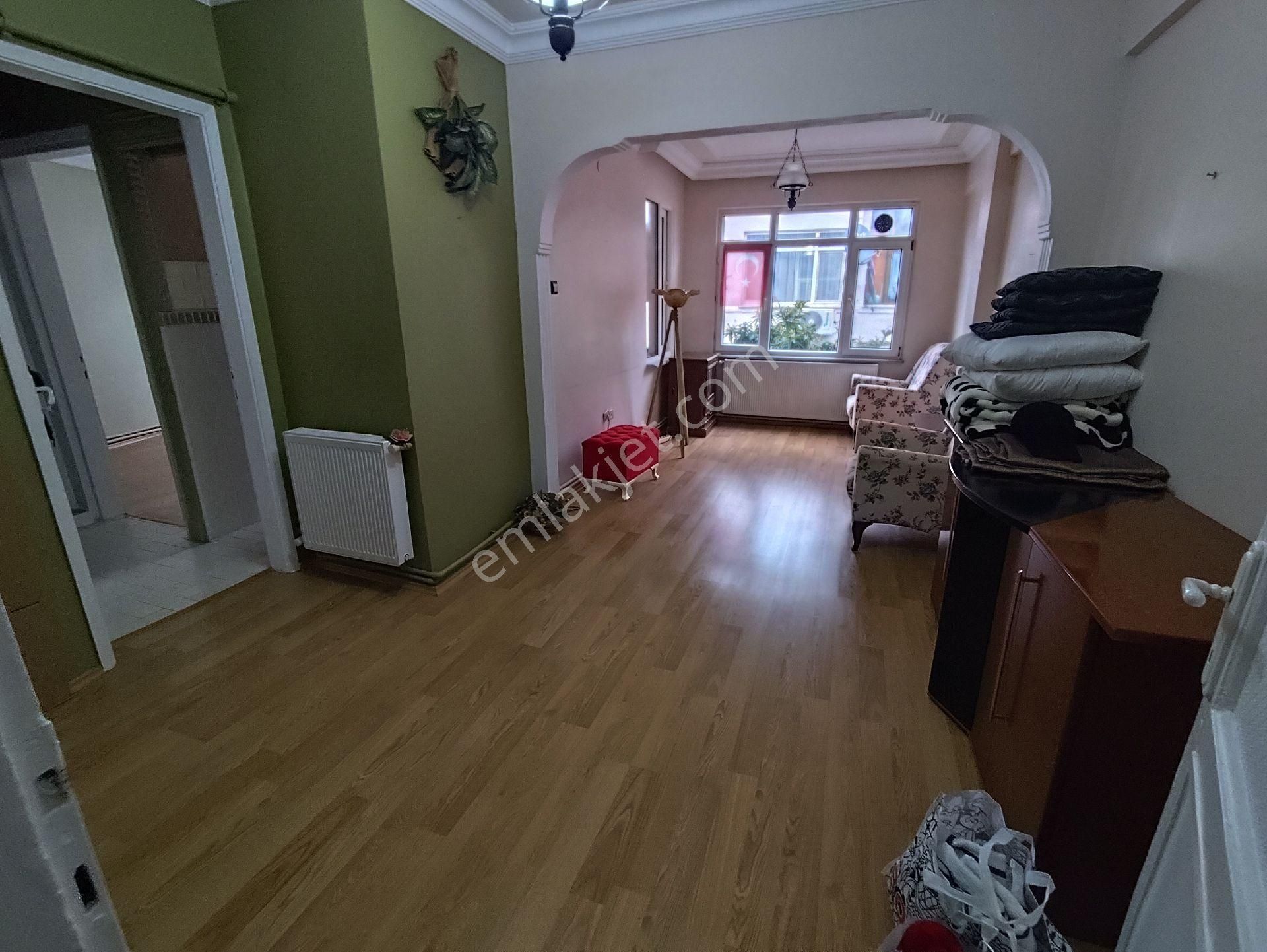 Kocamustafapaşa Devriş Mehmet Sok 1+1 Kat 1 Satilik Daire - Görsel 4