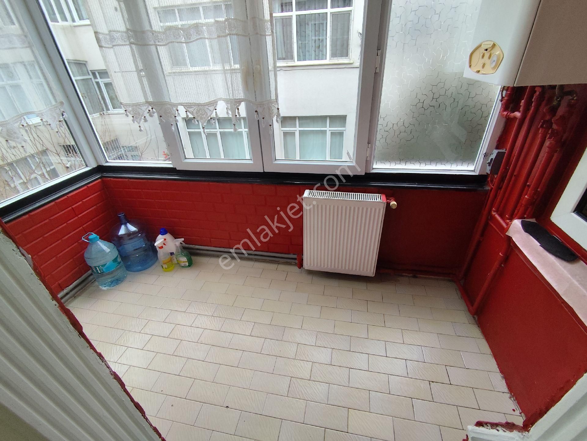 Kocamustafapaşa Devriş Mehmet Sok 1+1 Kat 1 Satilik Daire - Görsel 10