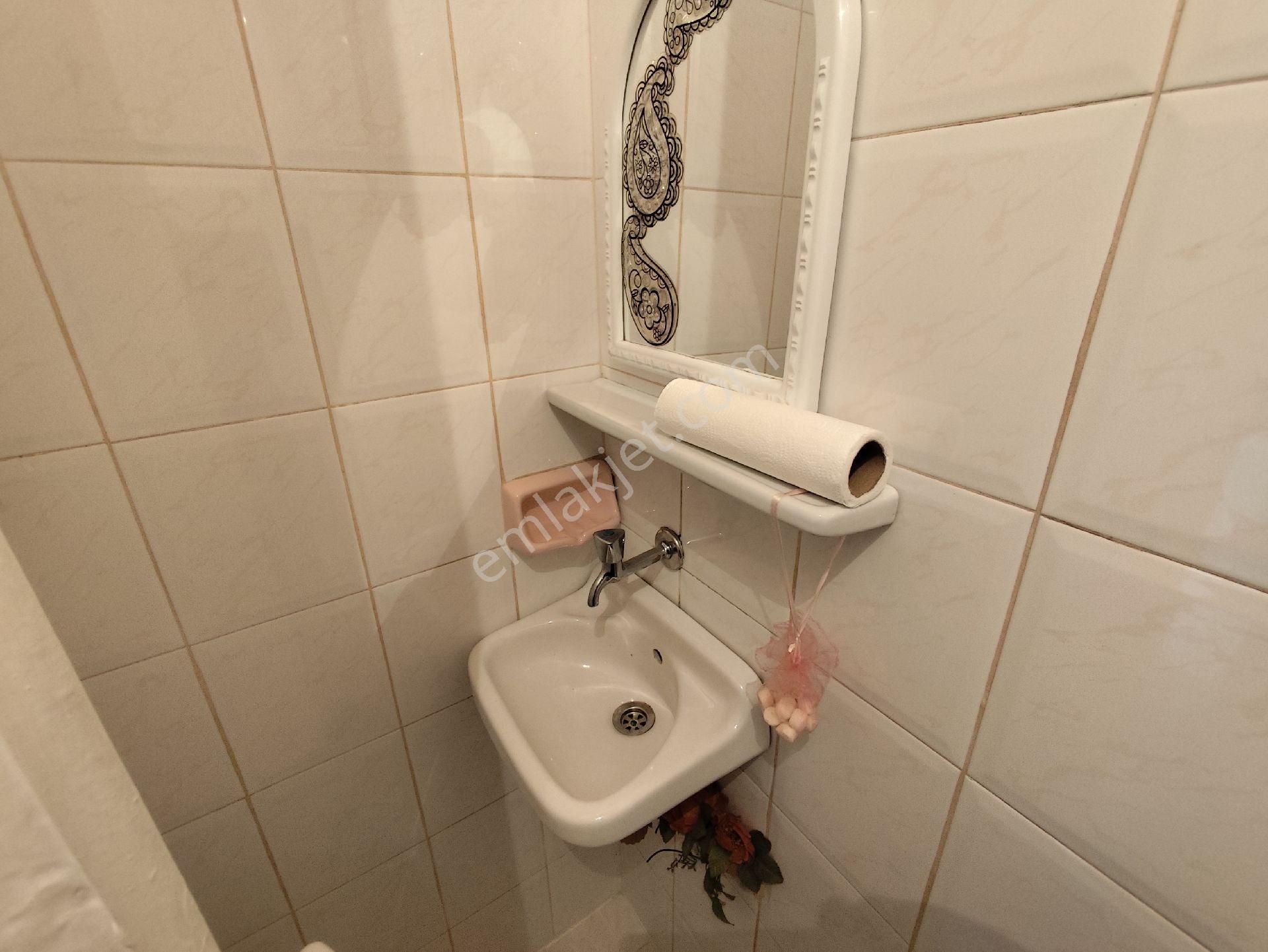 Kocamustafapaşa Devriş Mehmet Sok 1+1 Kat 1 Satilik Daire - Görsel 16