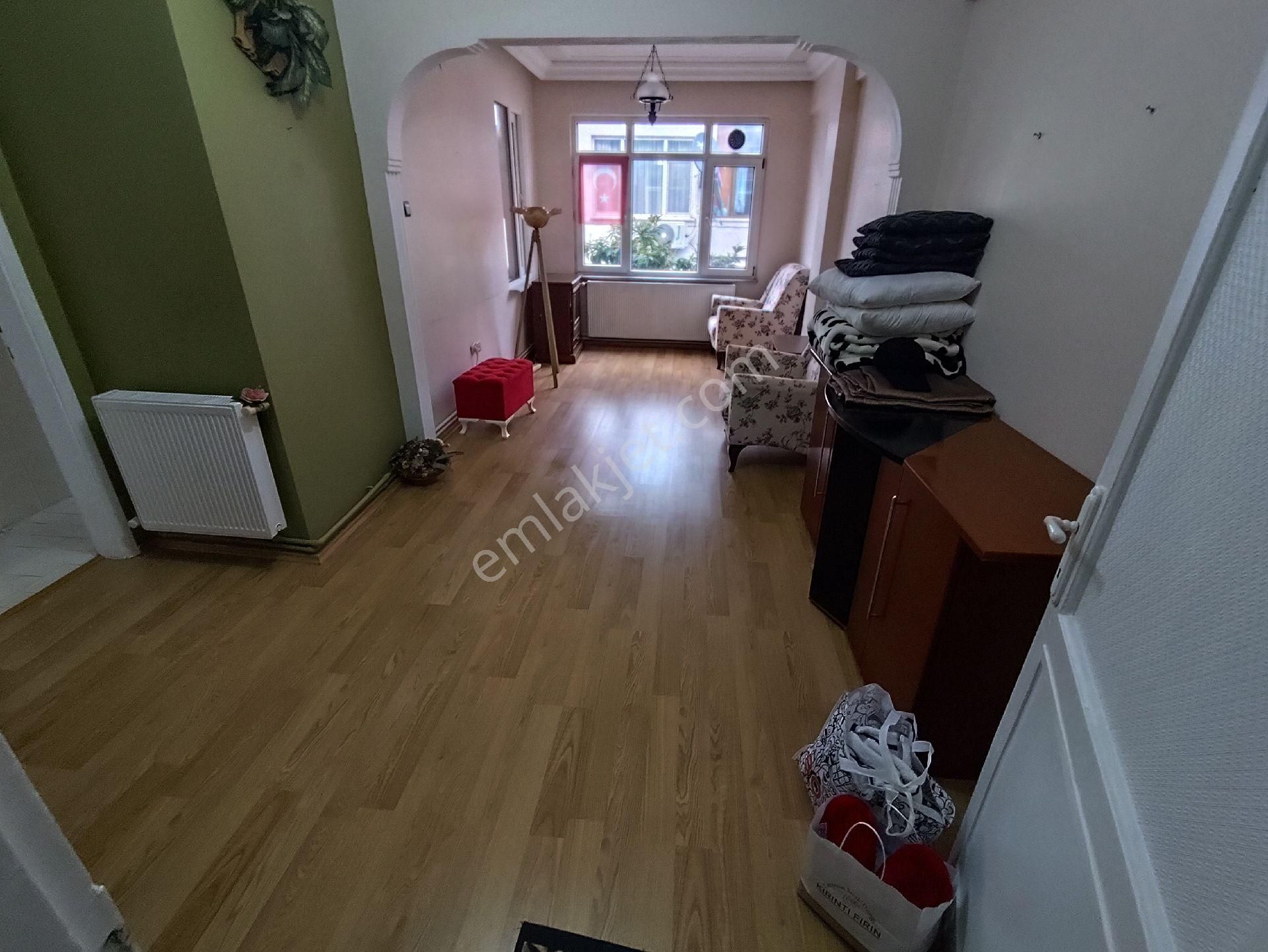 Kocamustafapaşa Devriş Mehmet Sok 1+1 Kat 1 Satilik Daire - Görsel 2