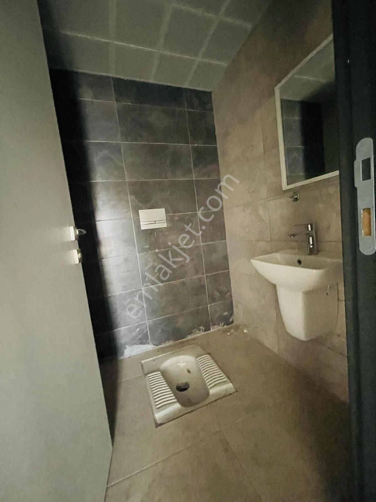 Güç Emlaktan Yeni Batıkent Tokiler De 2+1 Daire Kiralık - Görsel 4