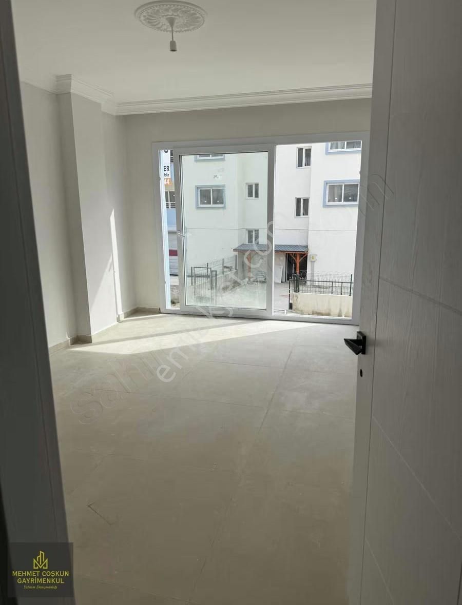 Karataş'ta Bulvar Üzeri Havuzlu Satılık Daireler - Görsel 4