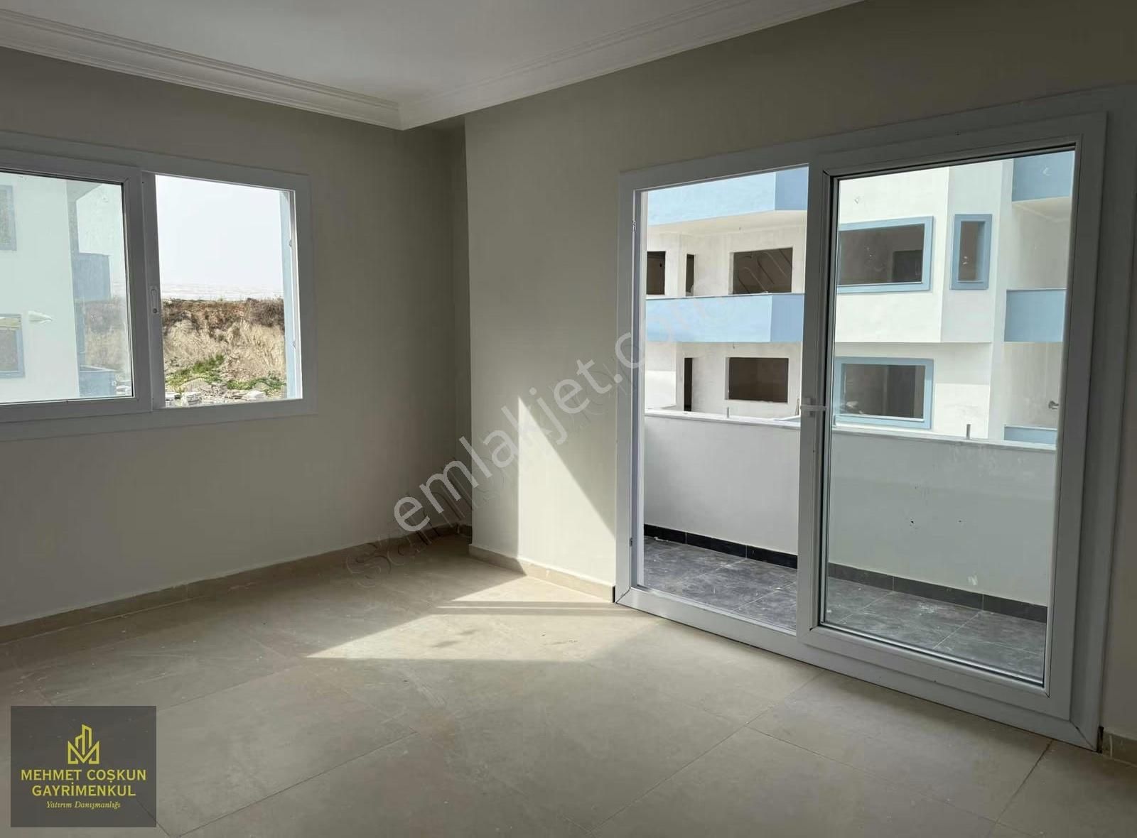 Karataş'ta Bulvar Üzeri Havuzlu Satılık Daireler - Görsel 19