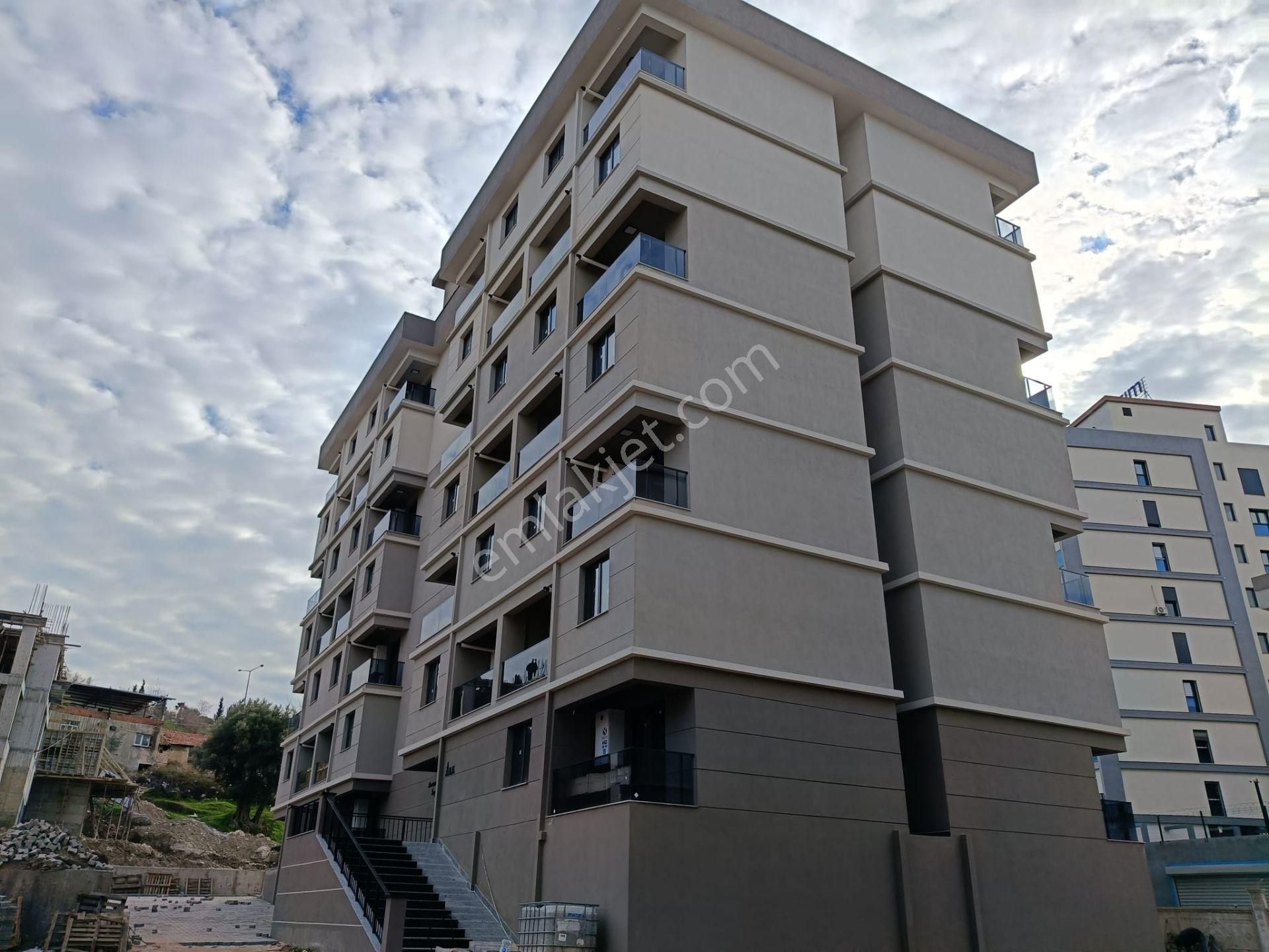 Site İçi Satılık Sıfır 2+1 Ebeveyn Banyolu Kapalı Mutfak Daireler - Görsel 2