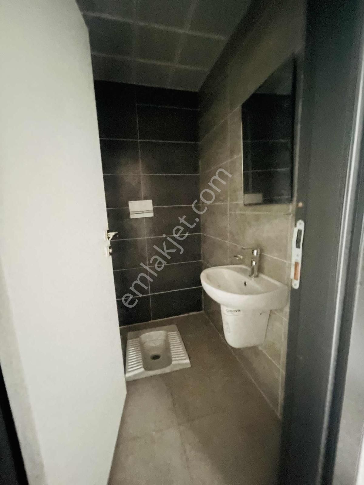 Güç Emlaktan Yeni Yapılan Batıkent Tokiler De 2+1 Kiralık Daire - Görsel 5
