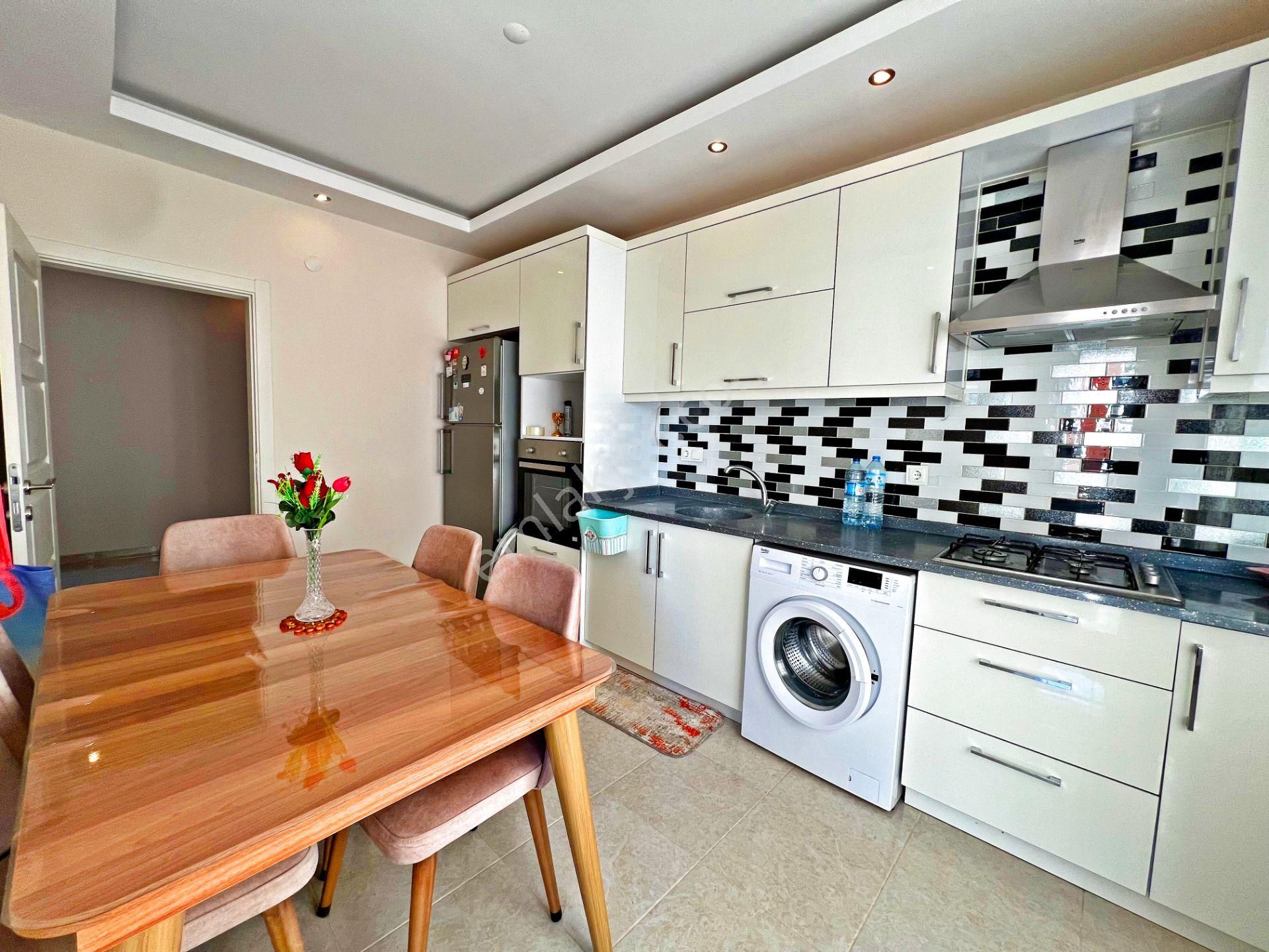 Alanya Tosmurda Kiralık 3+1 Site İçi Eşyalı Geniş Lüks Daire - Görsel 8