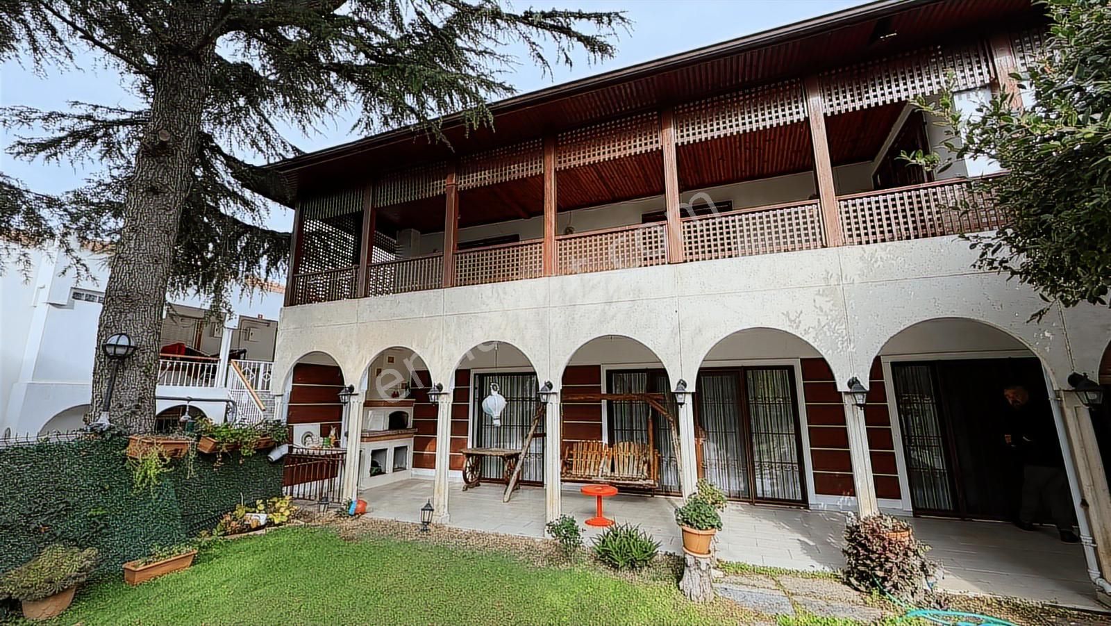 Silivri Parkköy Mevkiinde 6+2 Müstakil Satılık Villa - Görsel 12